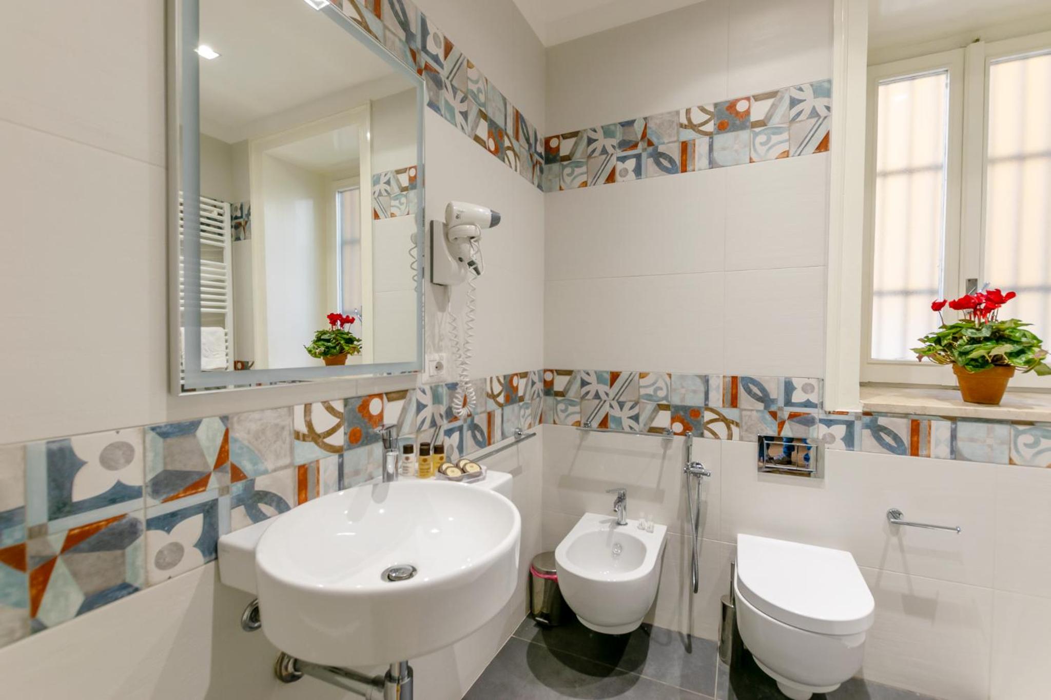 Deluxe Suite - Photo 26