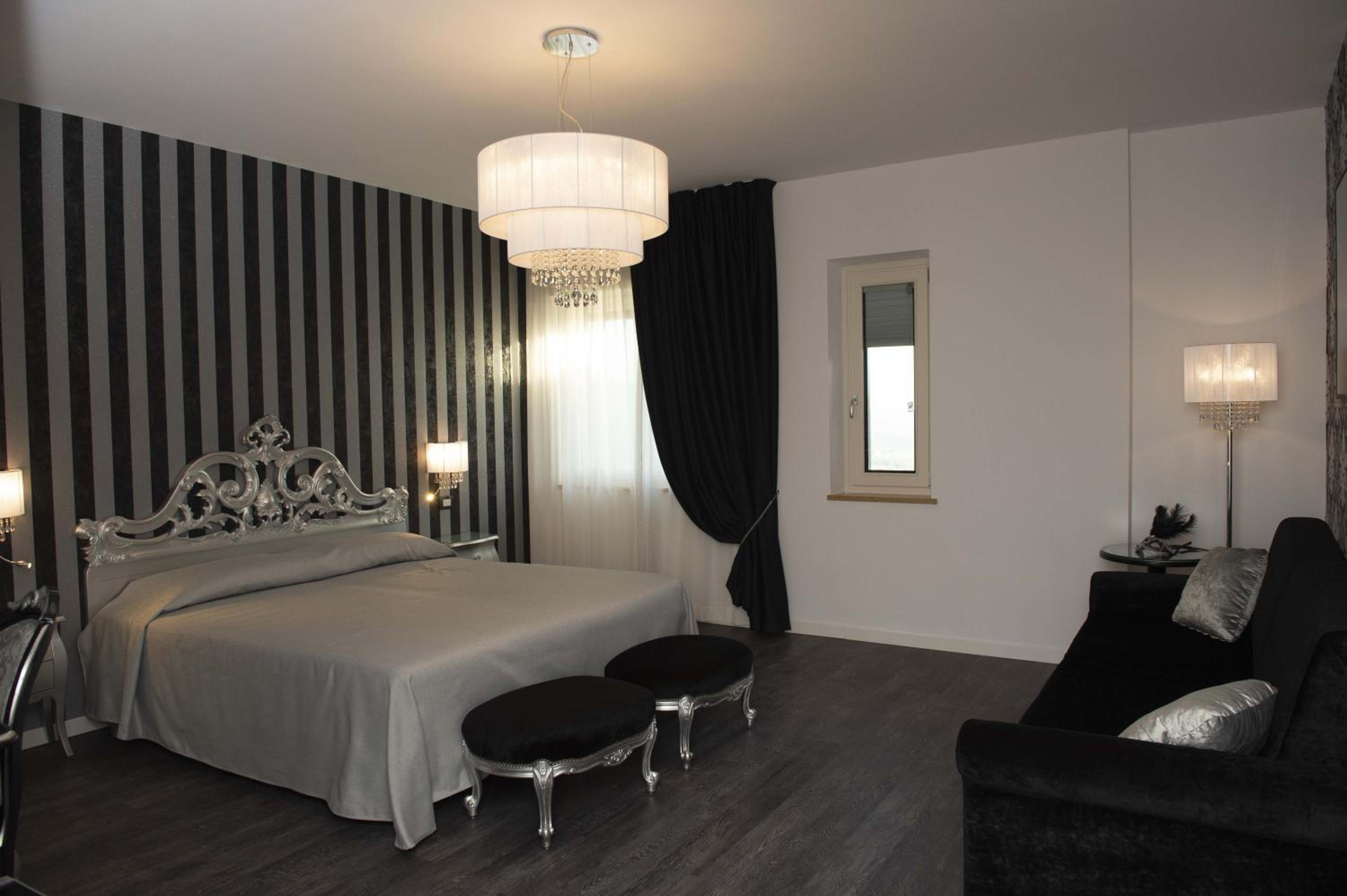Deluxe Junior Suite