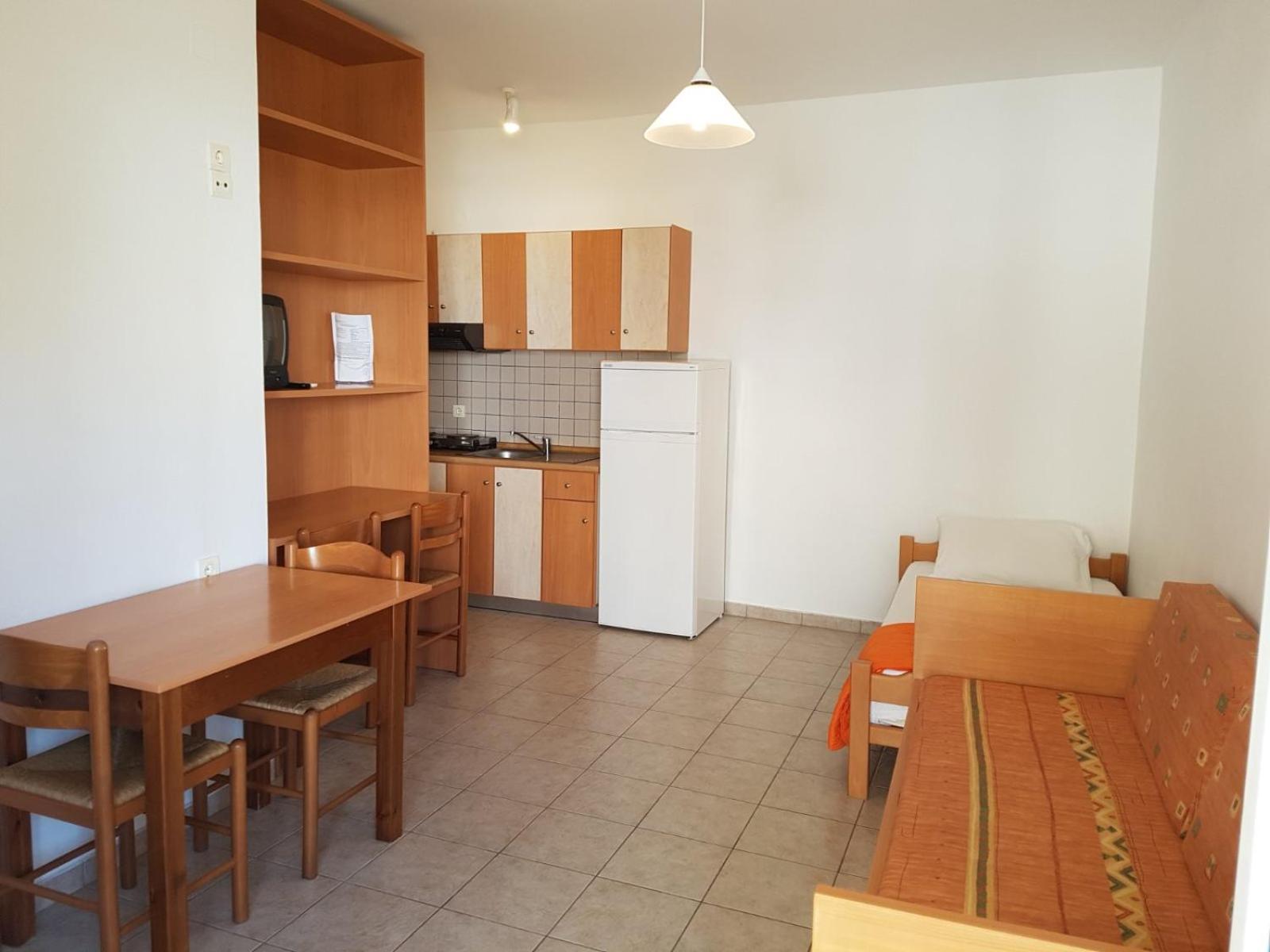 One-Bedroom Apartment (3 Adults) photo 2