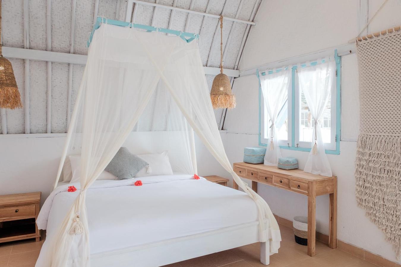 One-Bedroom Bungalow with Garden View photo 2