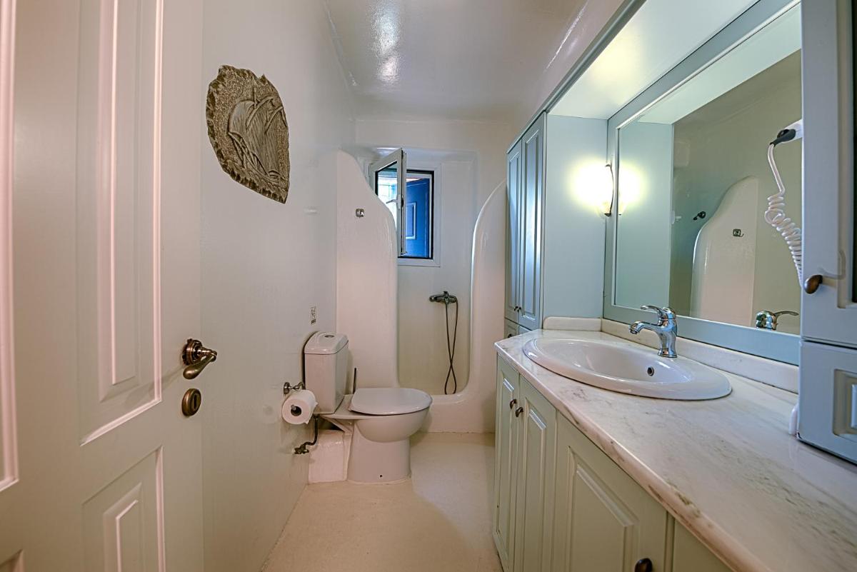 Superior Suite with Garden View photo 3