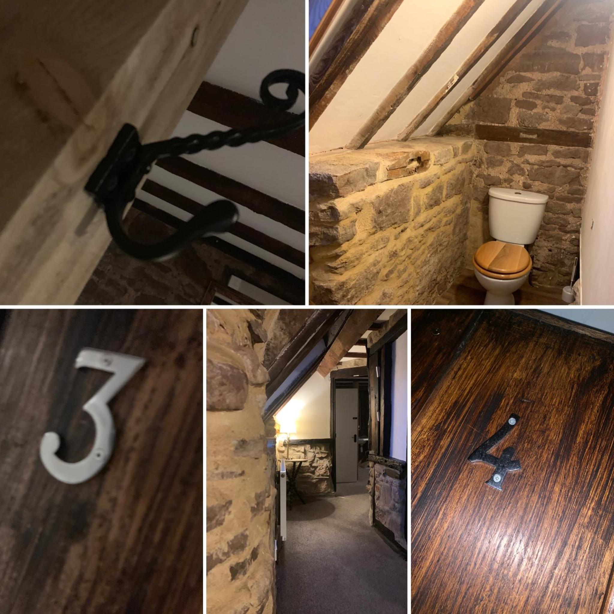 Deluxe Double Room with Bath photo 3
