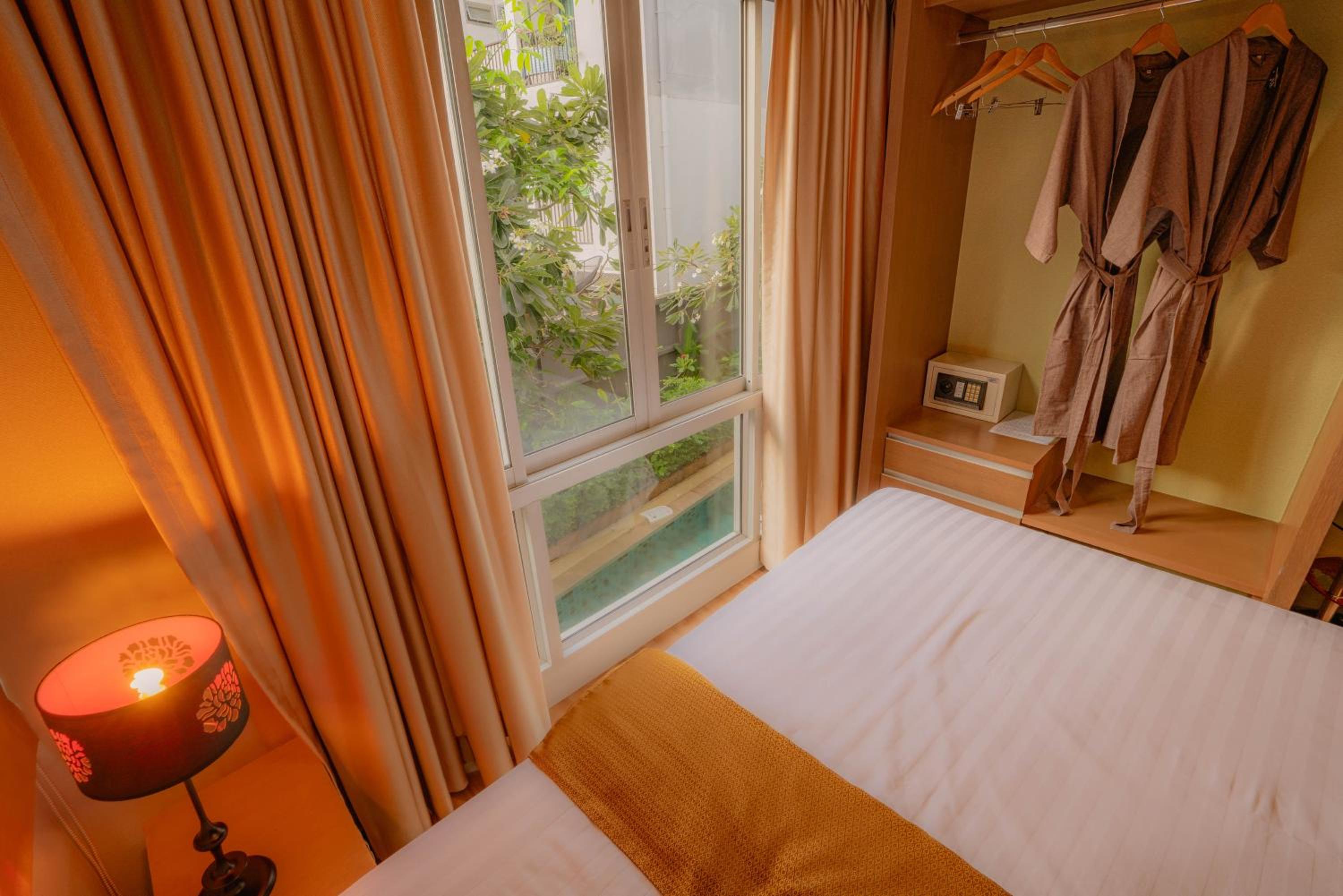 Deluxe Double Room photo 3