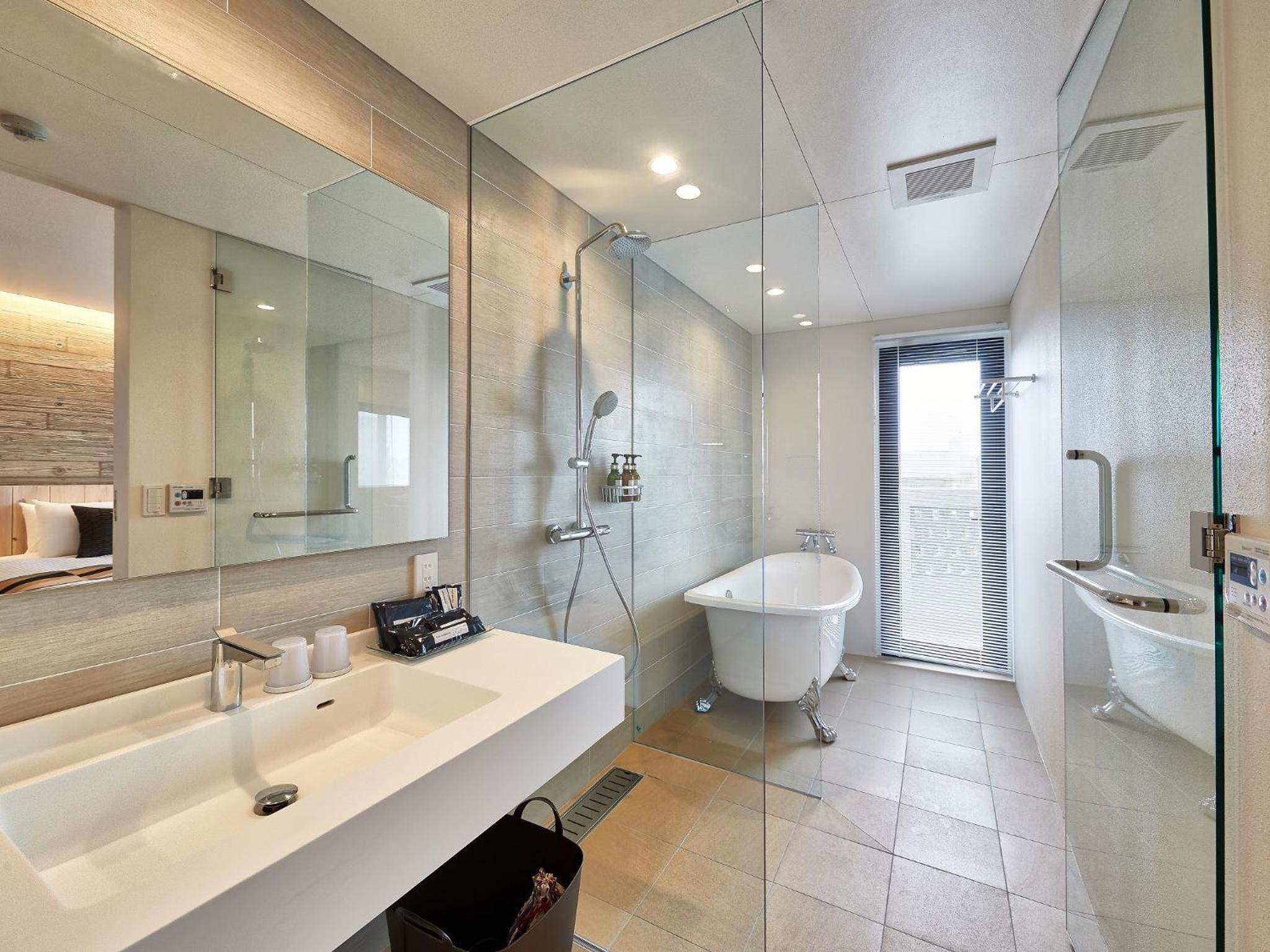 Triple Room - Photo 11
