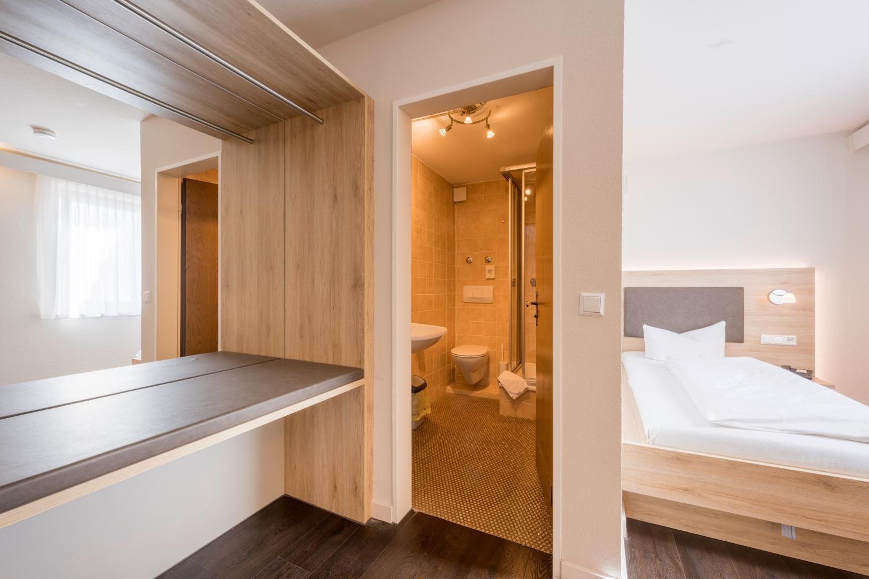Single Room photo 3