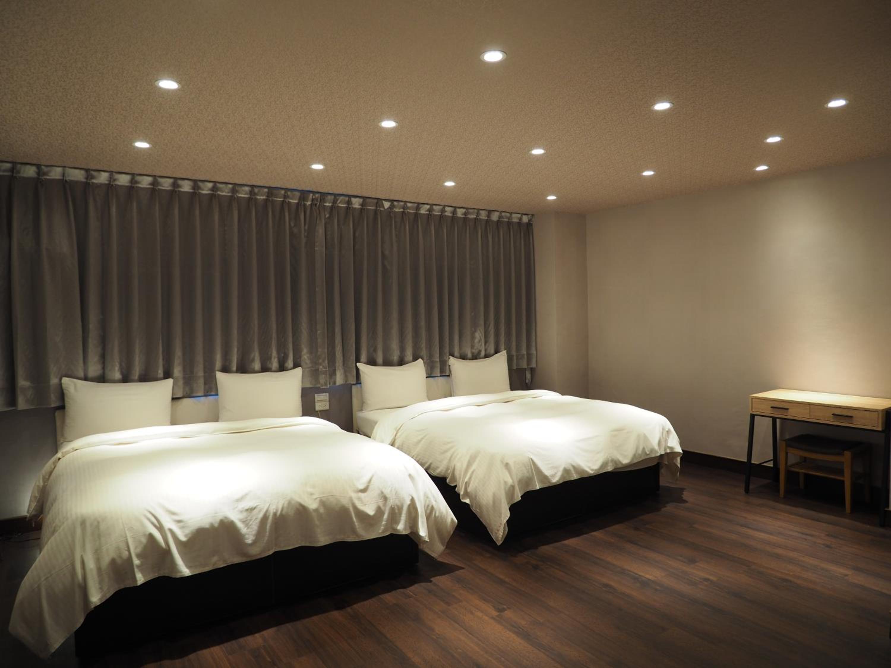 Superior Quadruple Room photo 3