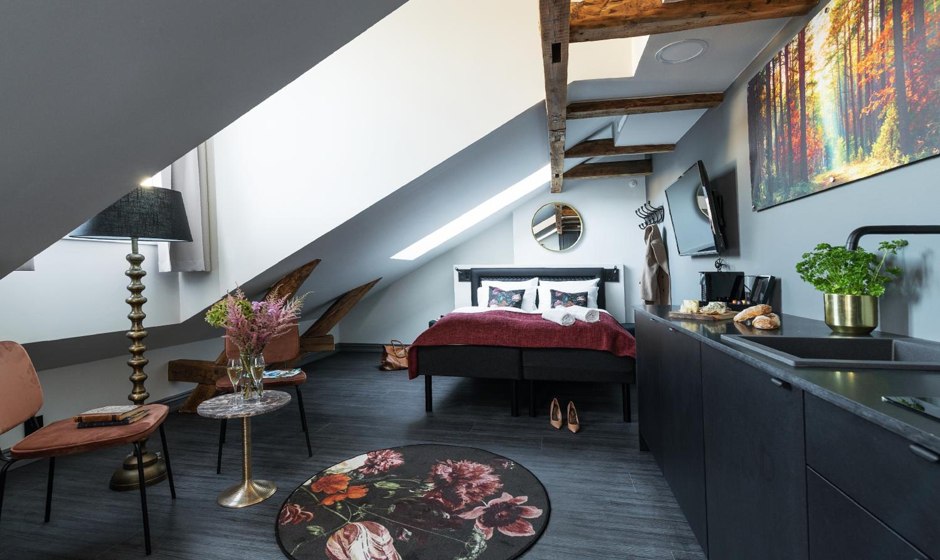 Standard Room with Kitchen