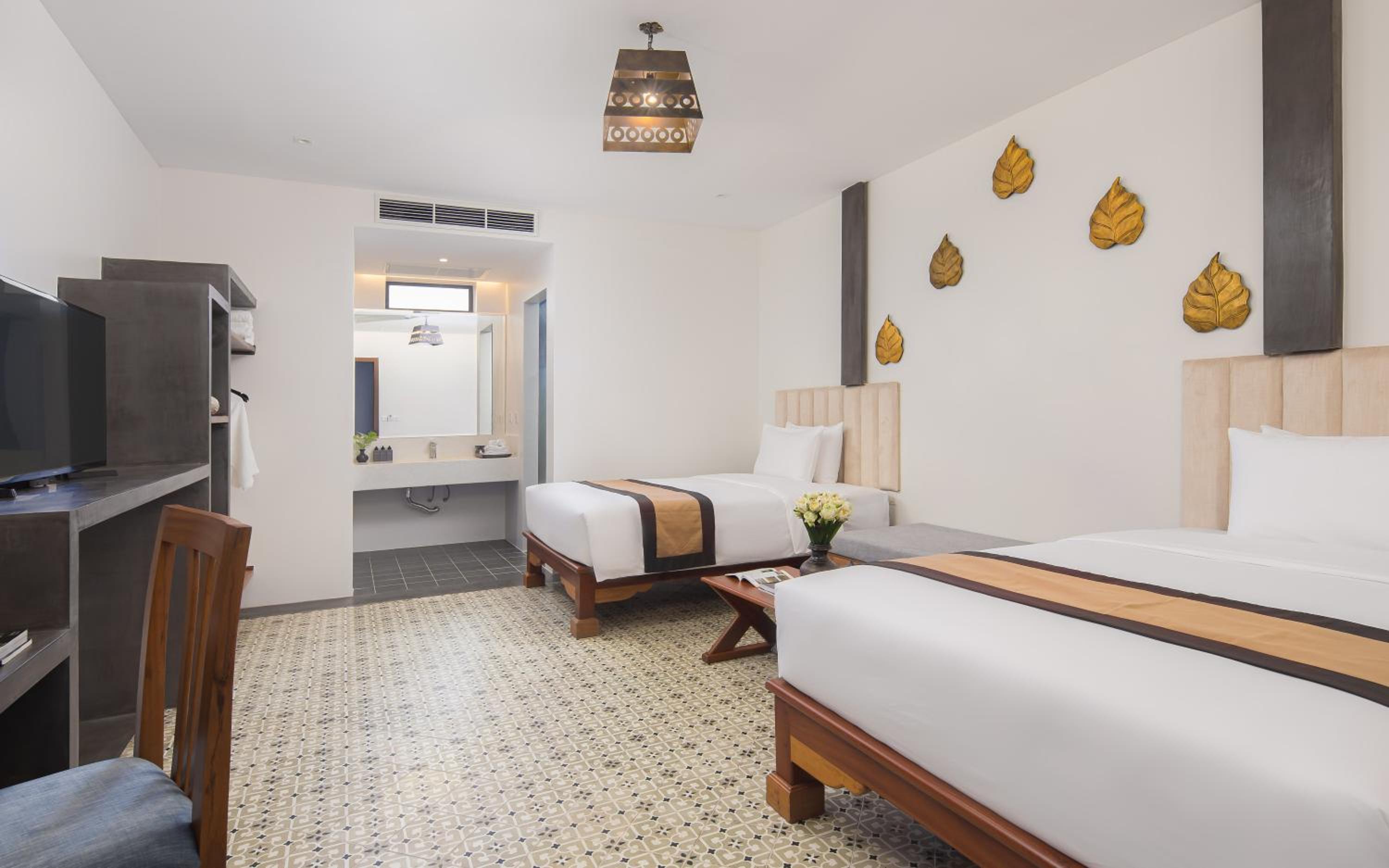 Double Room with Two Double Bed - Photo 4