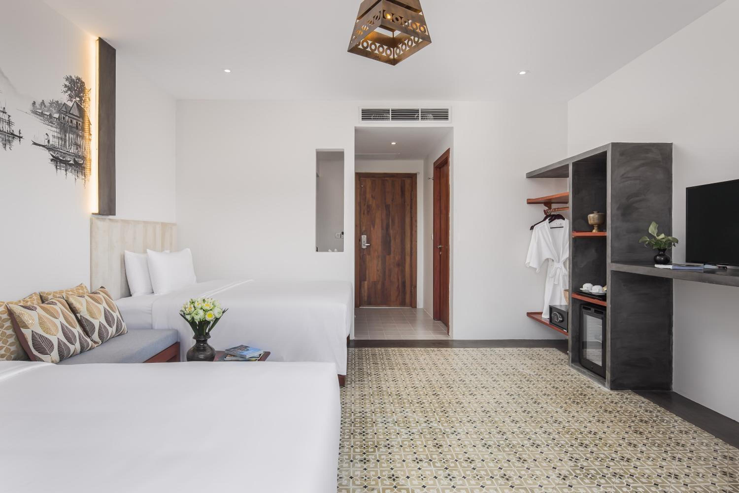 Double Room with Two Double Bed - Photo 6
