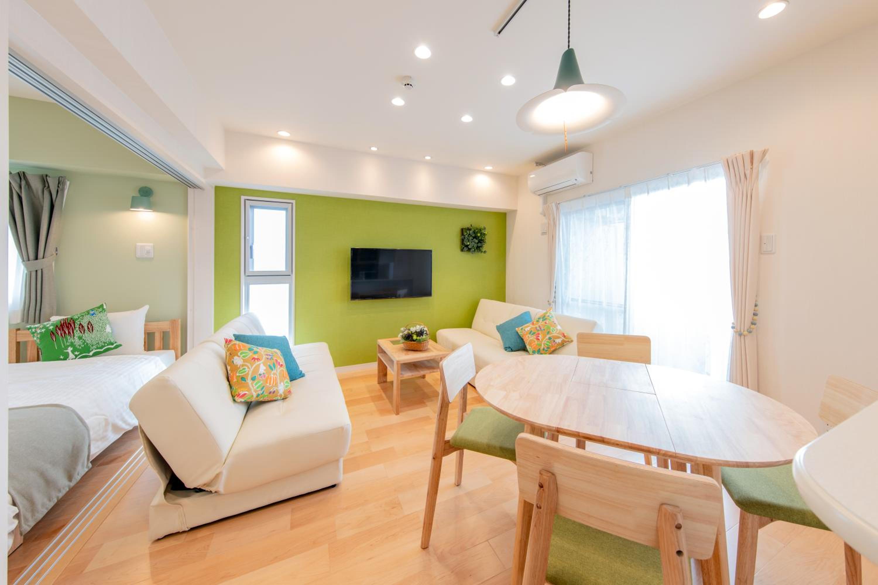 One-Bedroom Apartment - Photo 1