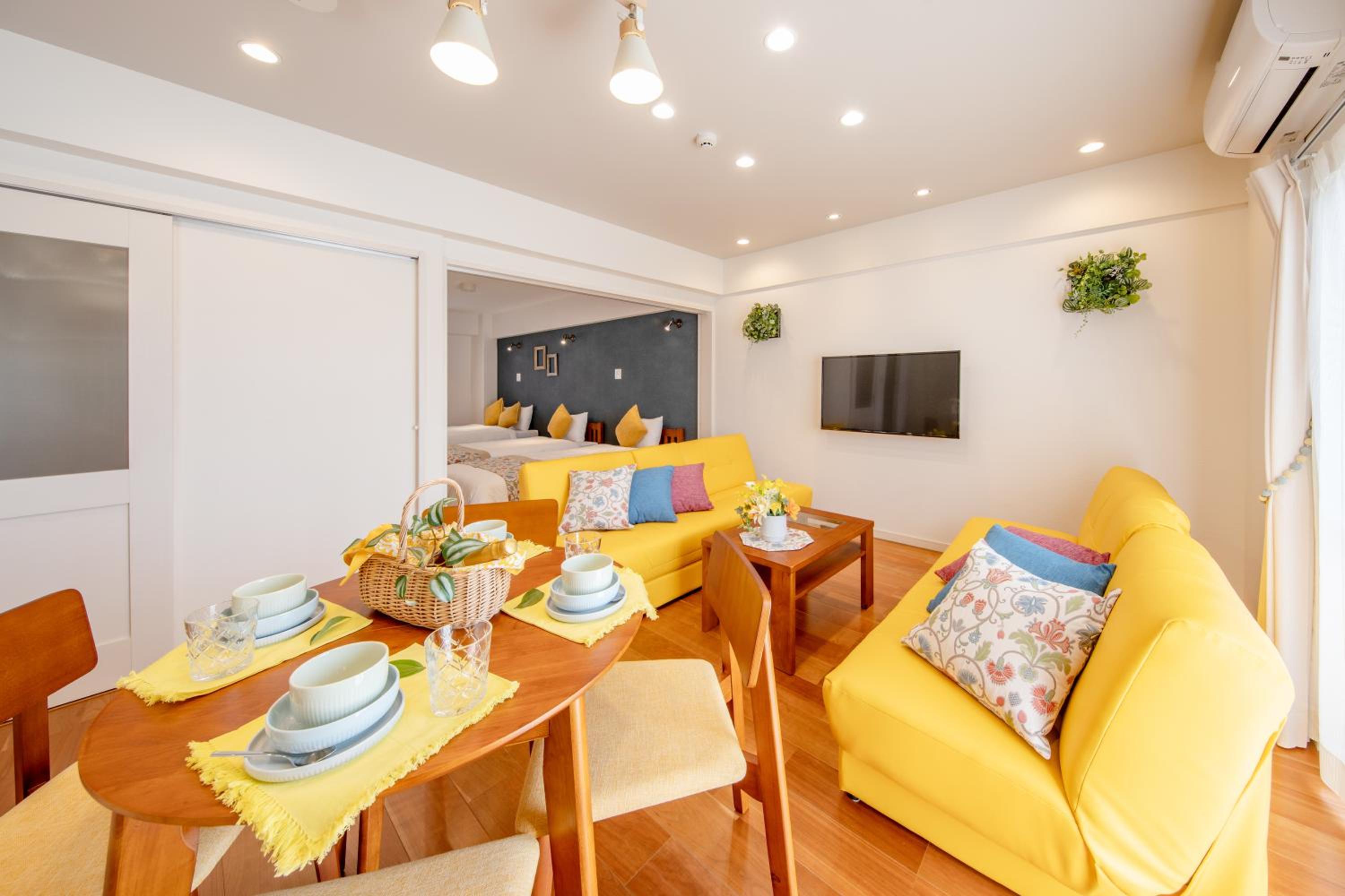 One-Bedroom Apartment - Photo 4