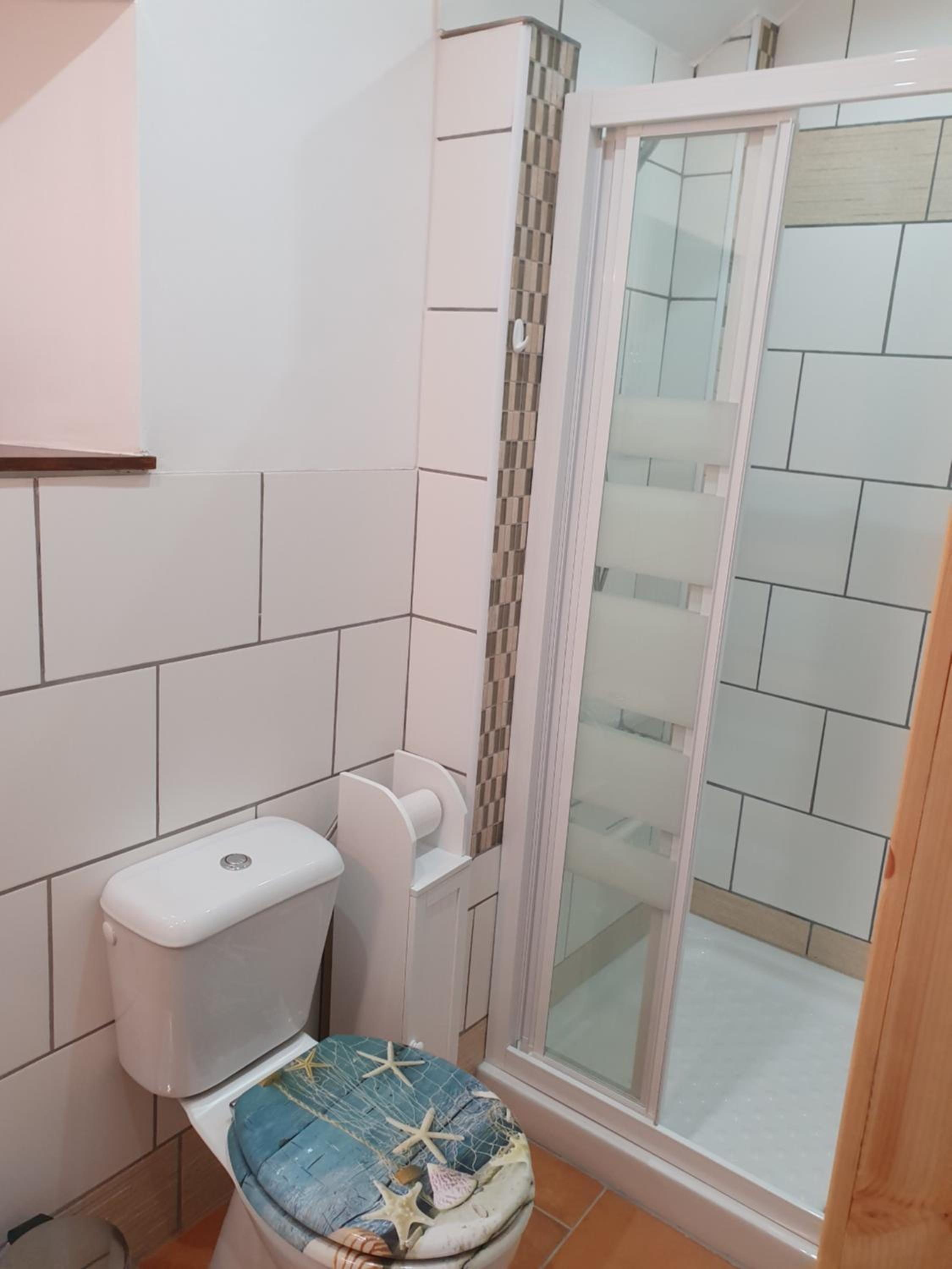 Family Room with Shower - Photo 2