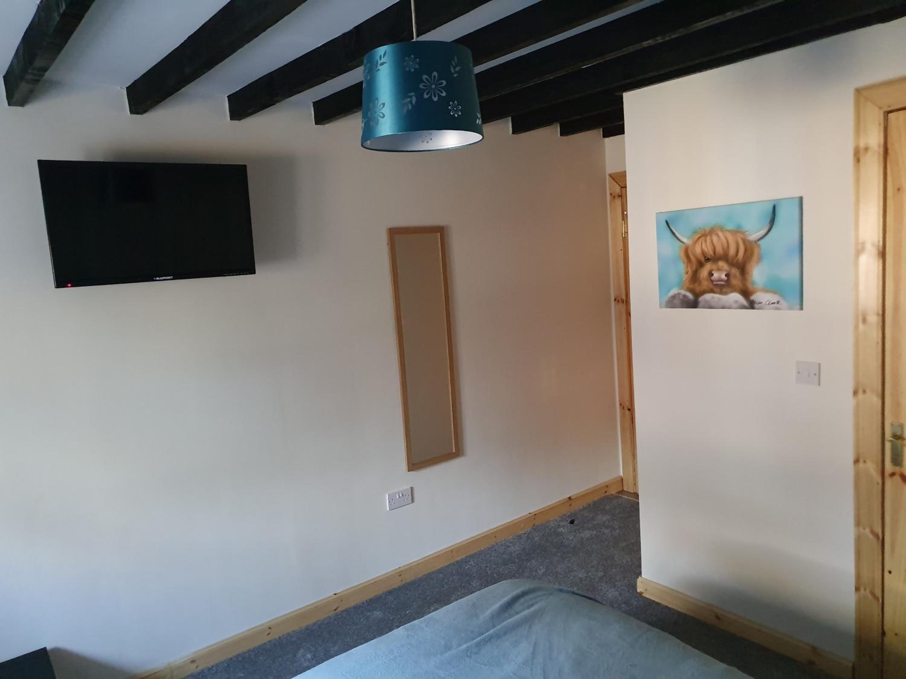 Double or Twin Room with Private Bathroom - Photo 2