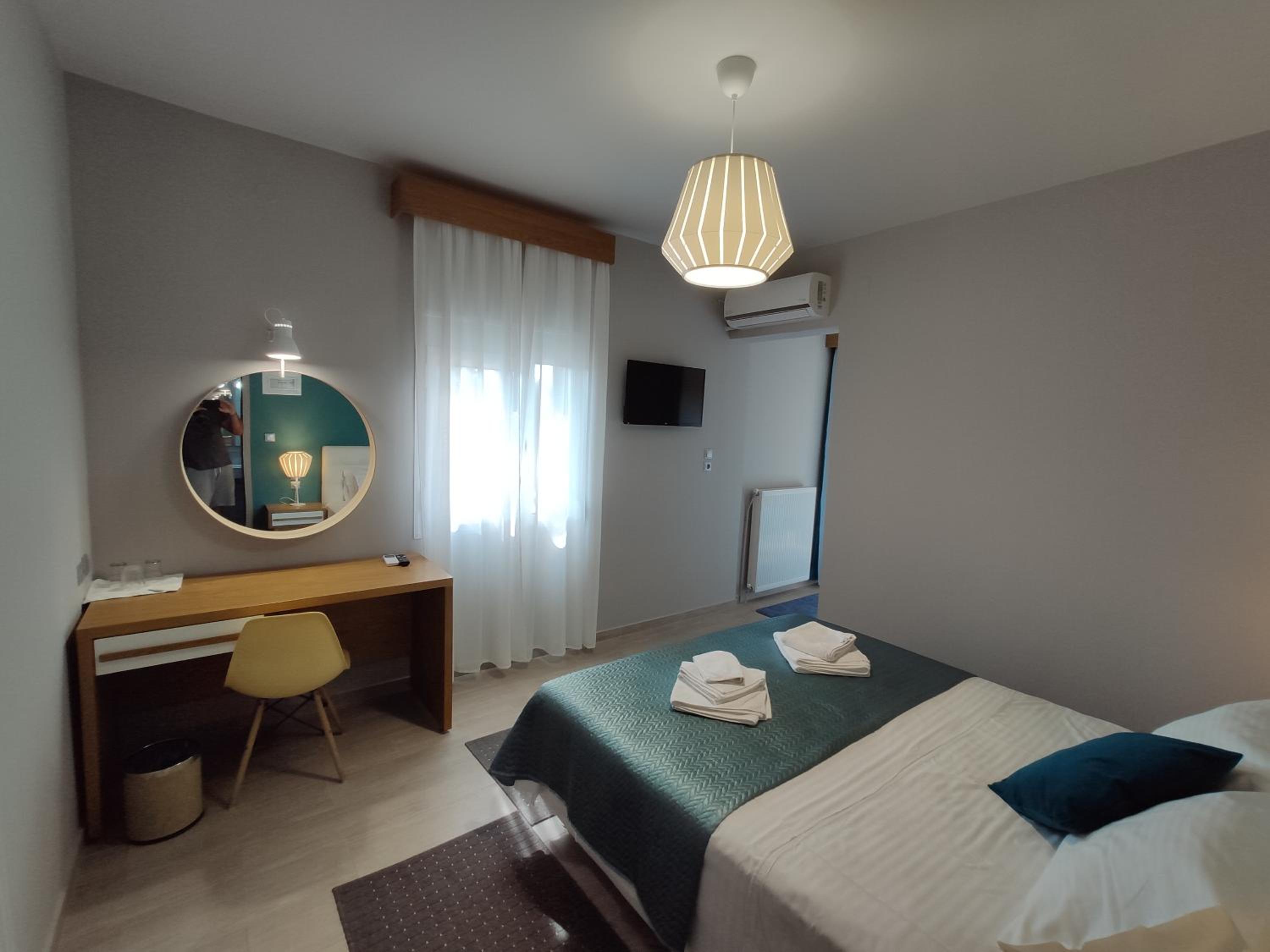 Superior Triple Room photo 3