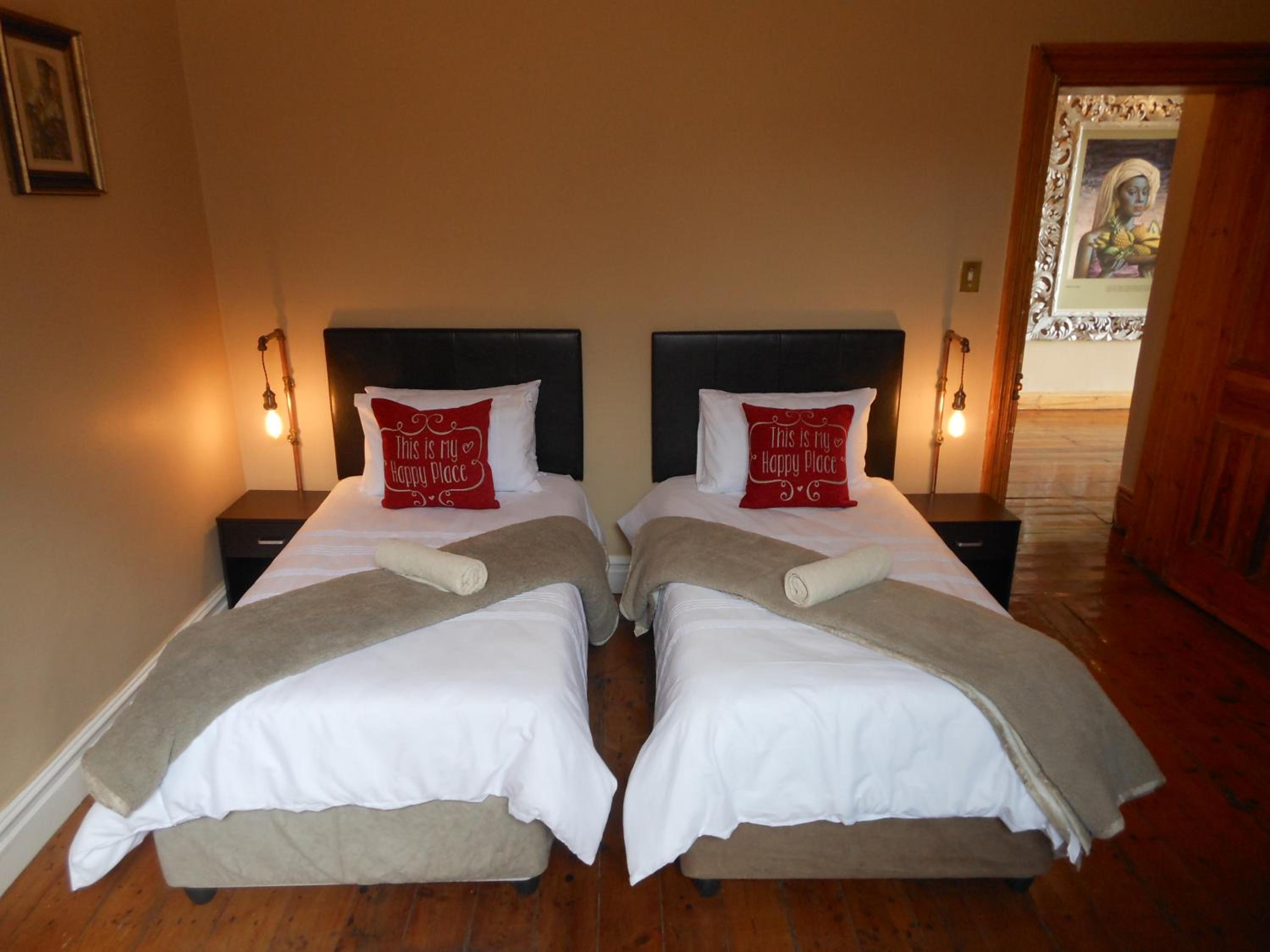 Twin Room - Photo 1