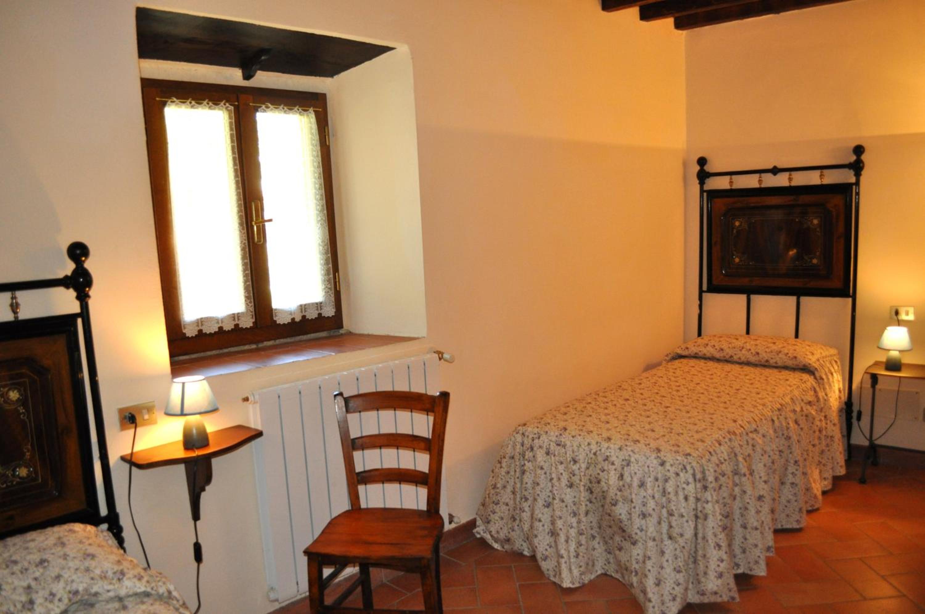 Two-Bedroom Apartment (5 Adults) - Split Level