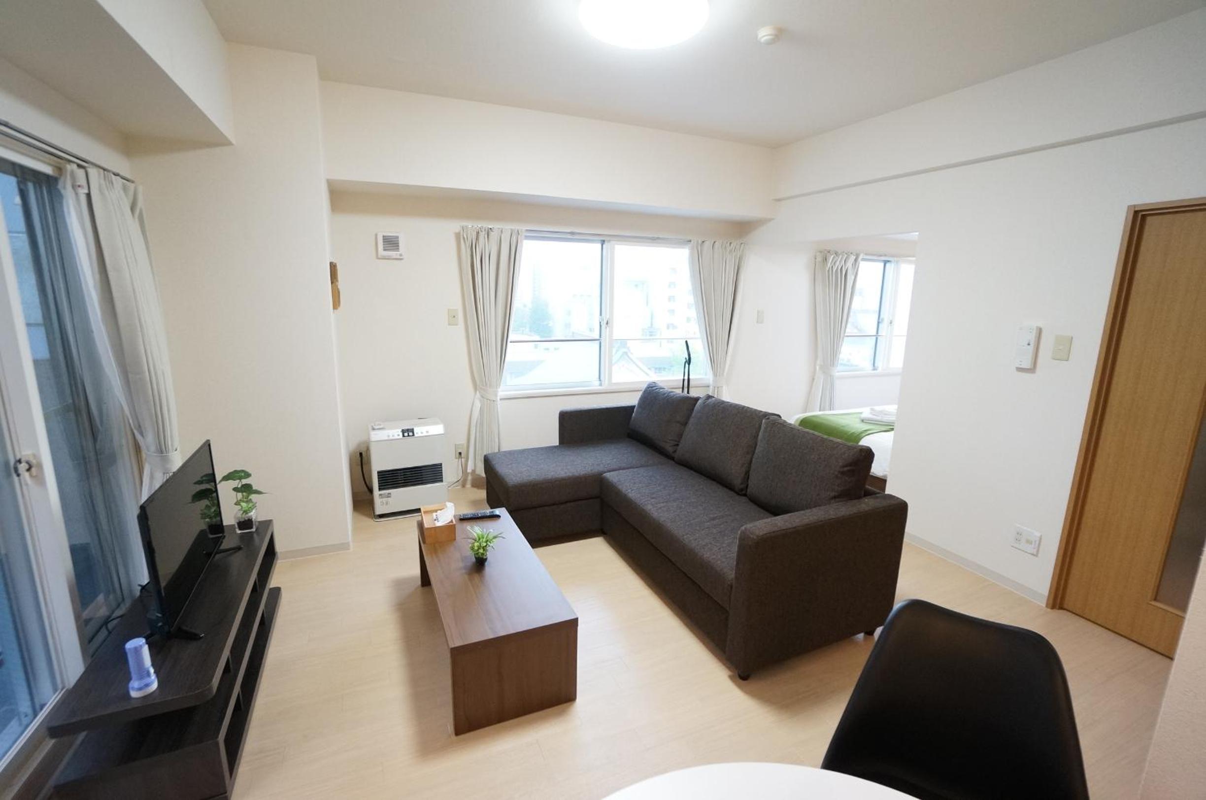 Family Room - Photo 41