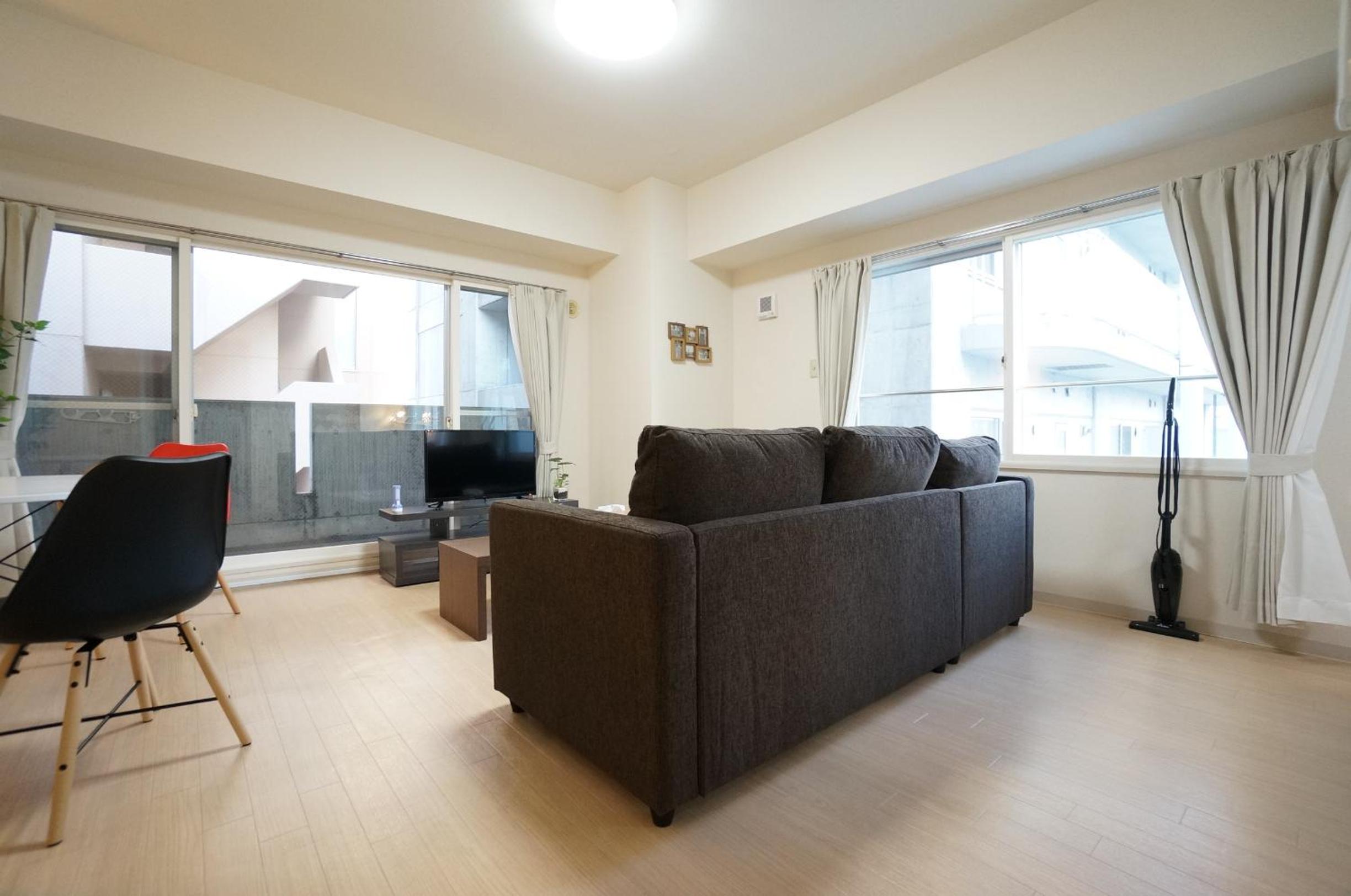 Family Room - Photo 43