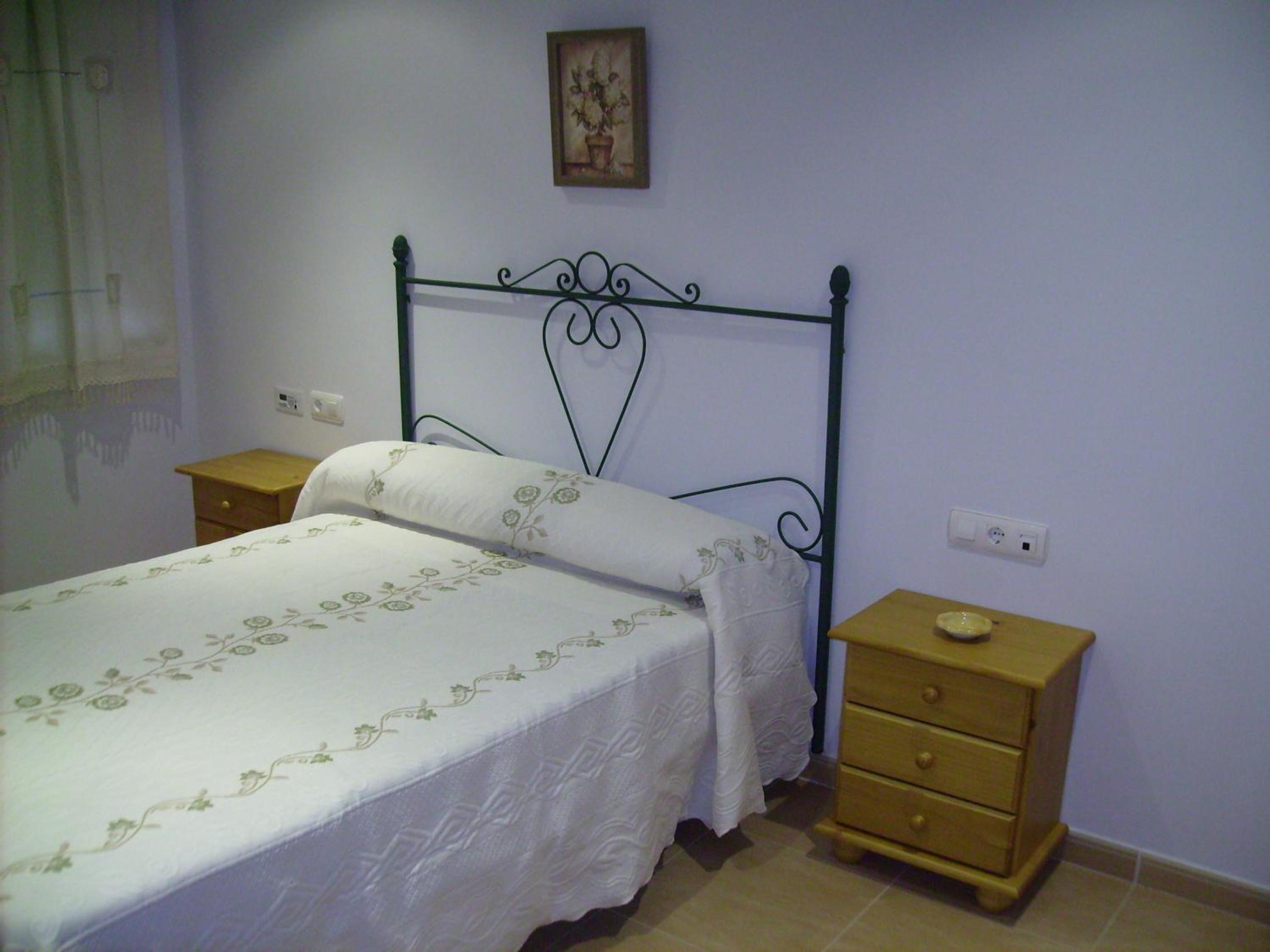 Double or Twin Room - Photo 5