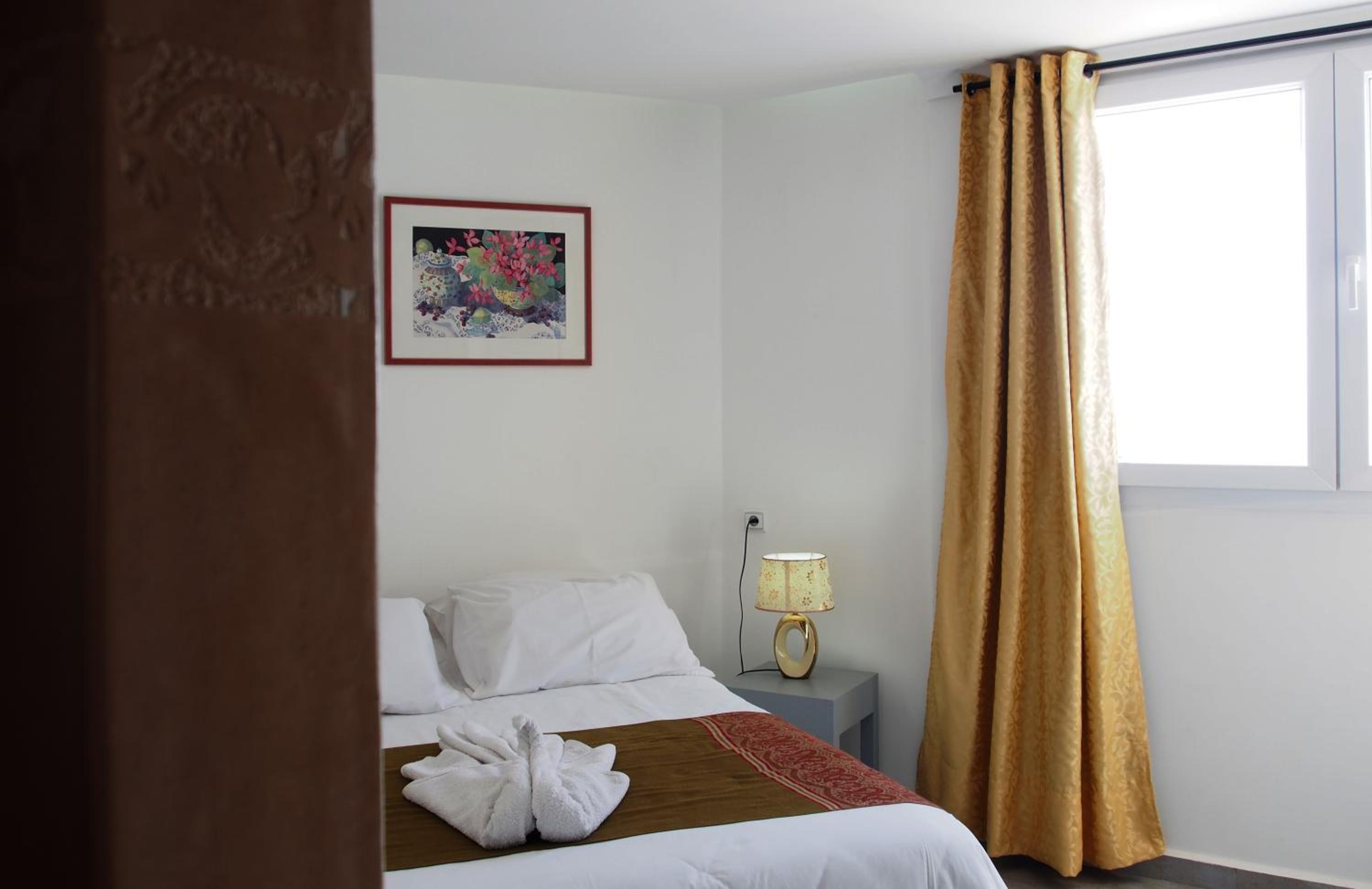 Apartment with Sea View - Photo 6