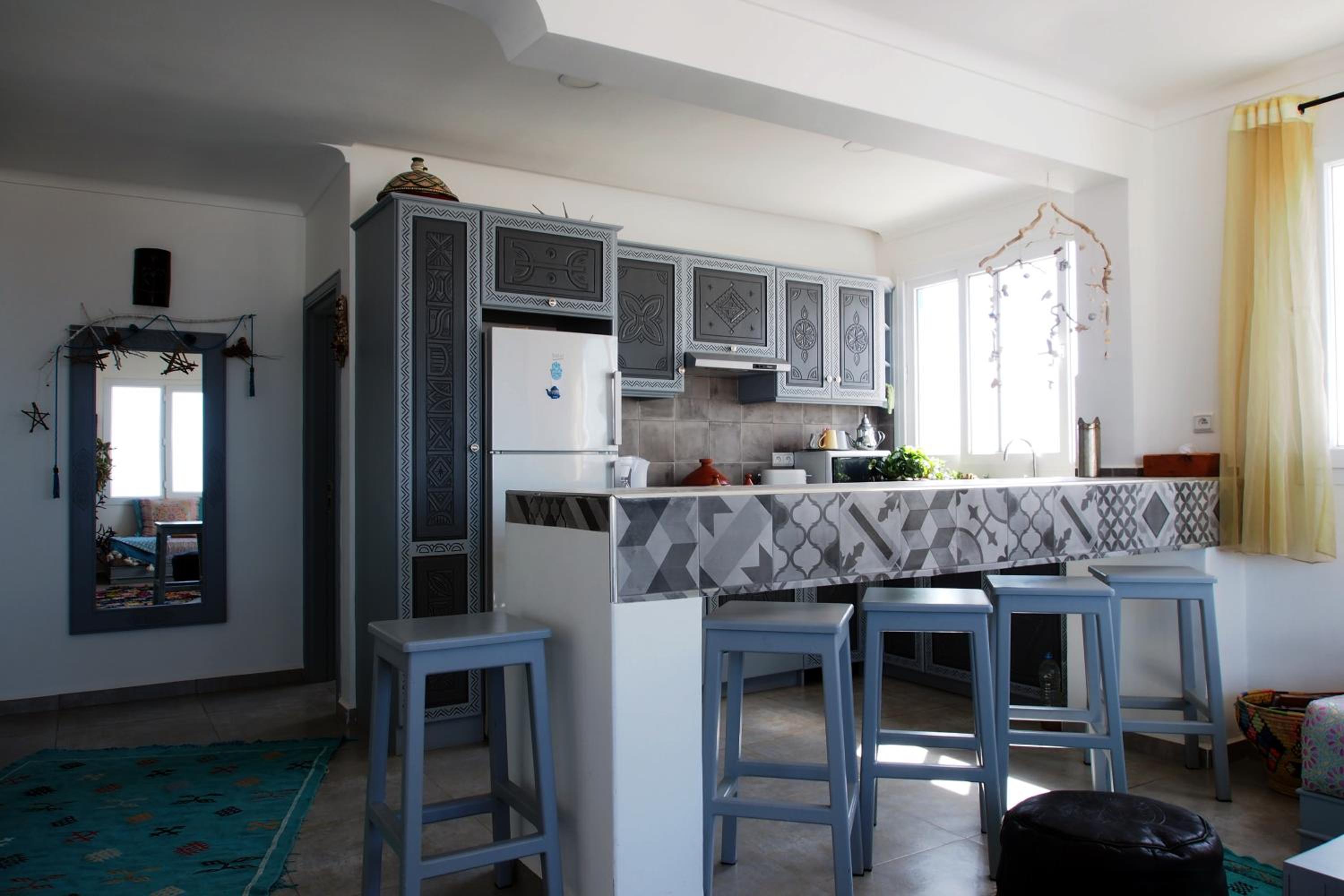 Apartment with Sea View - Photo 13