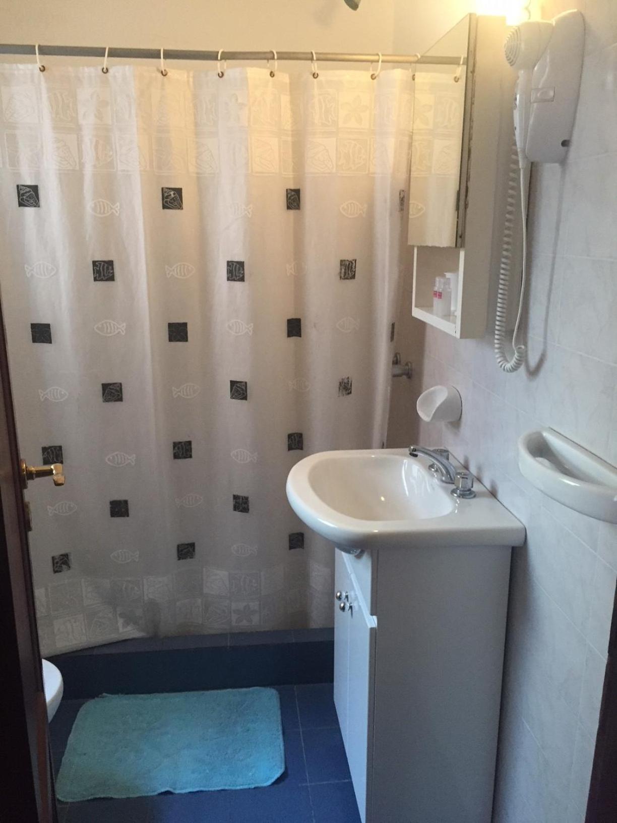 Superior Triple Room photo 2