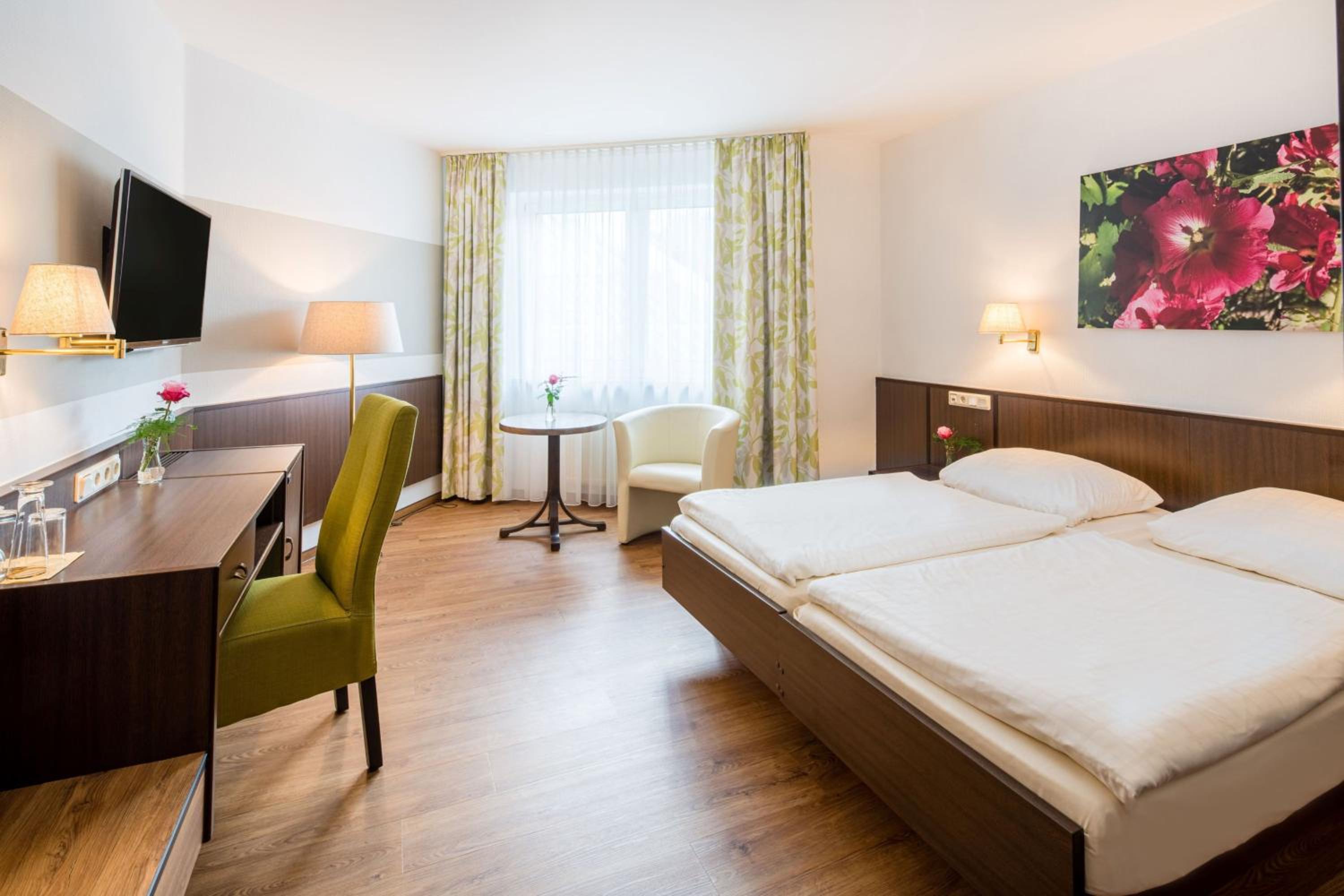 Double Room - Photo 1