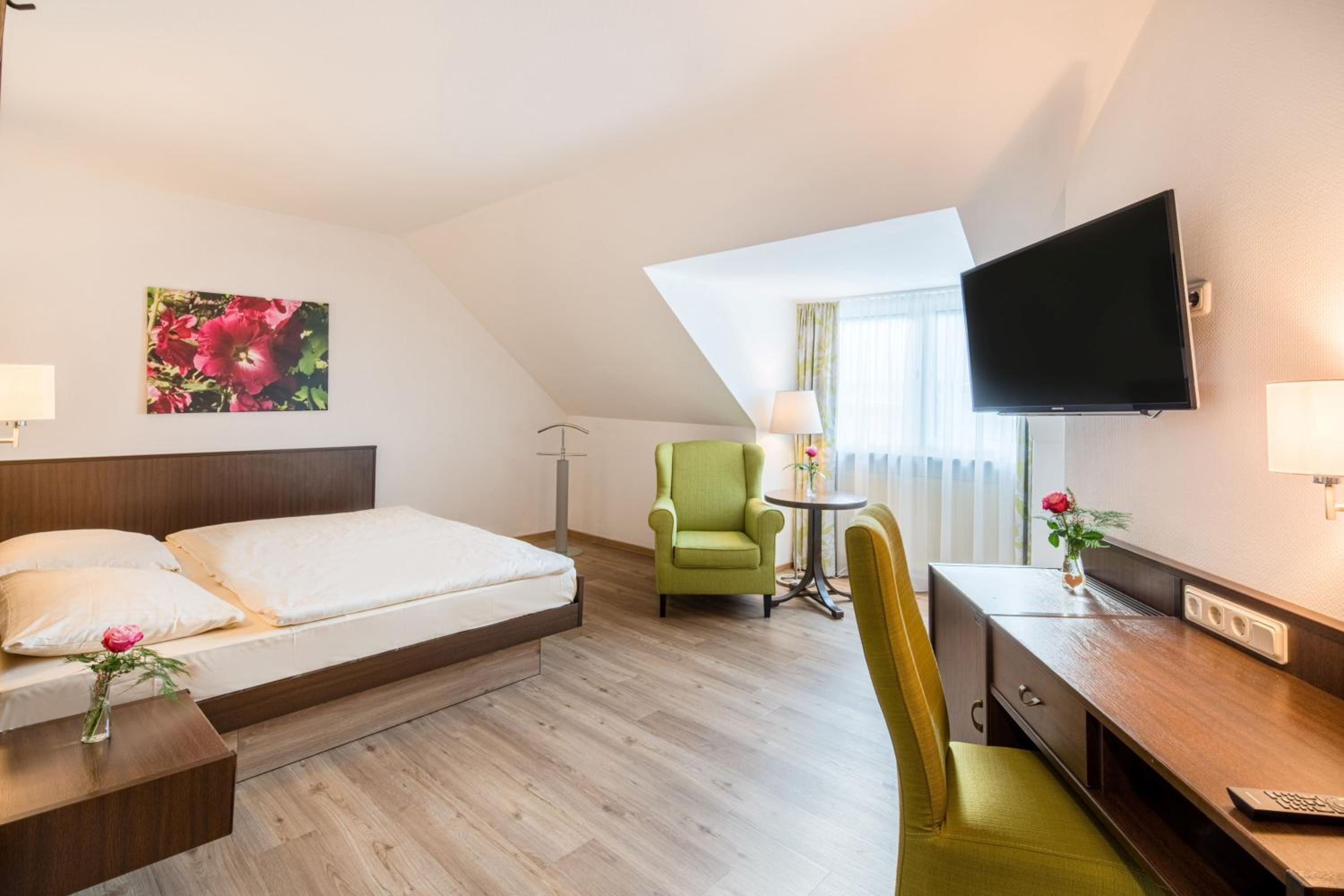 Double Room - Photo 3