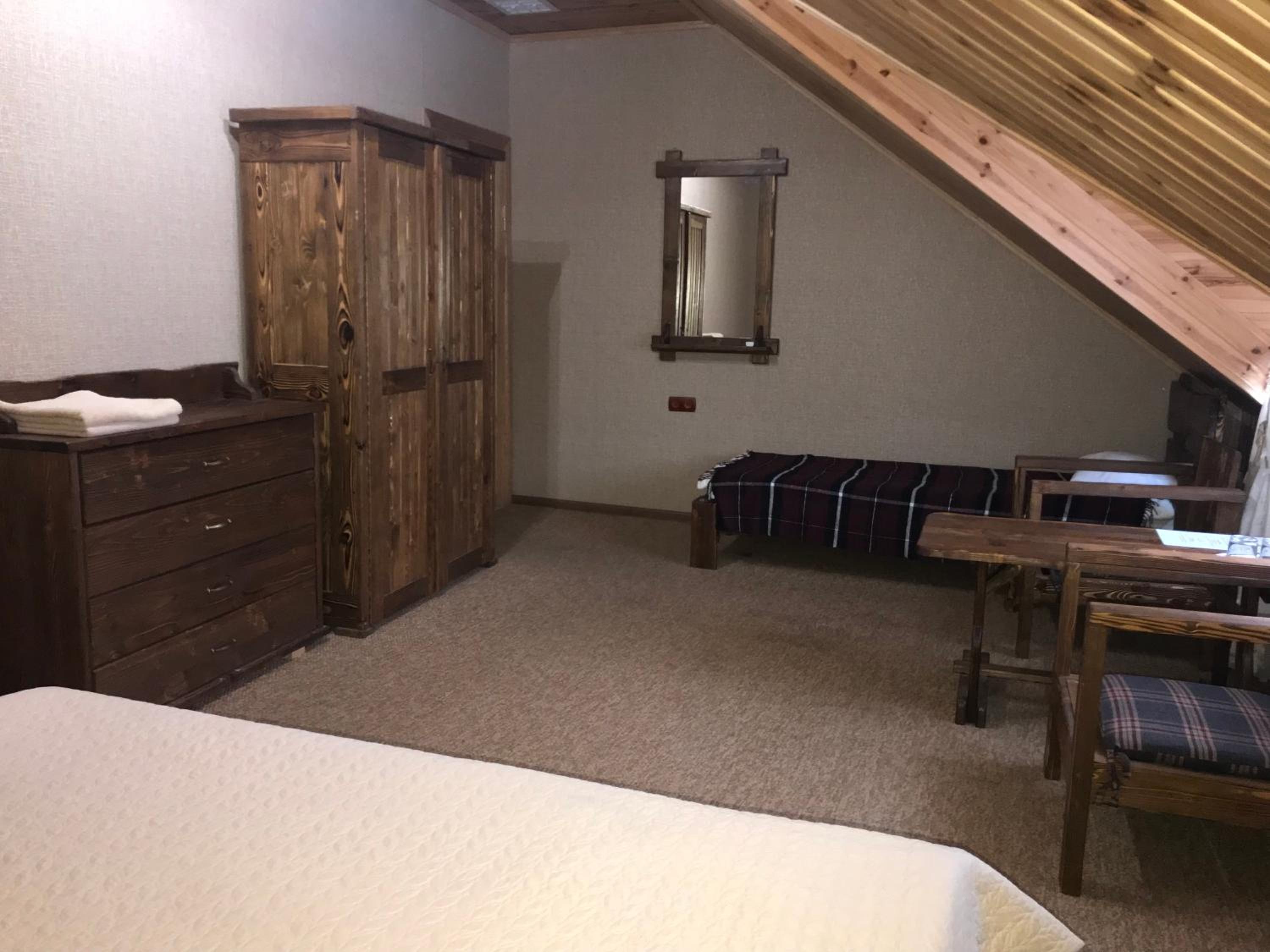 Apartment with Mountain View photo 3