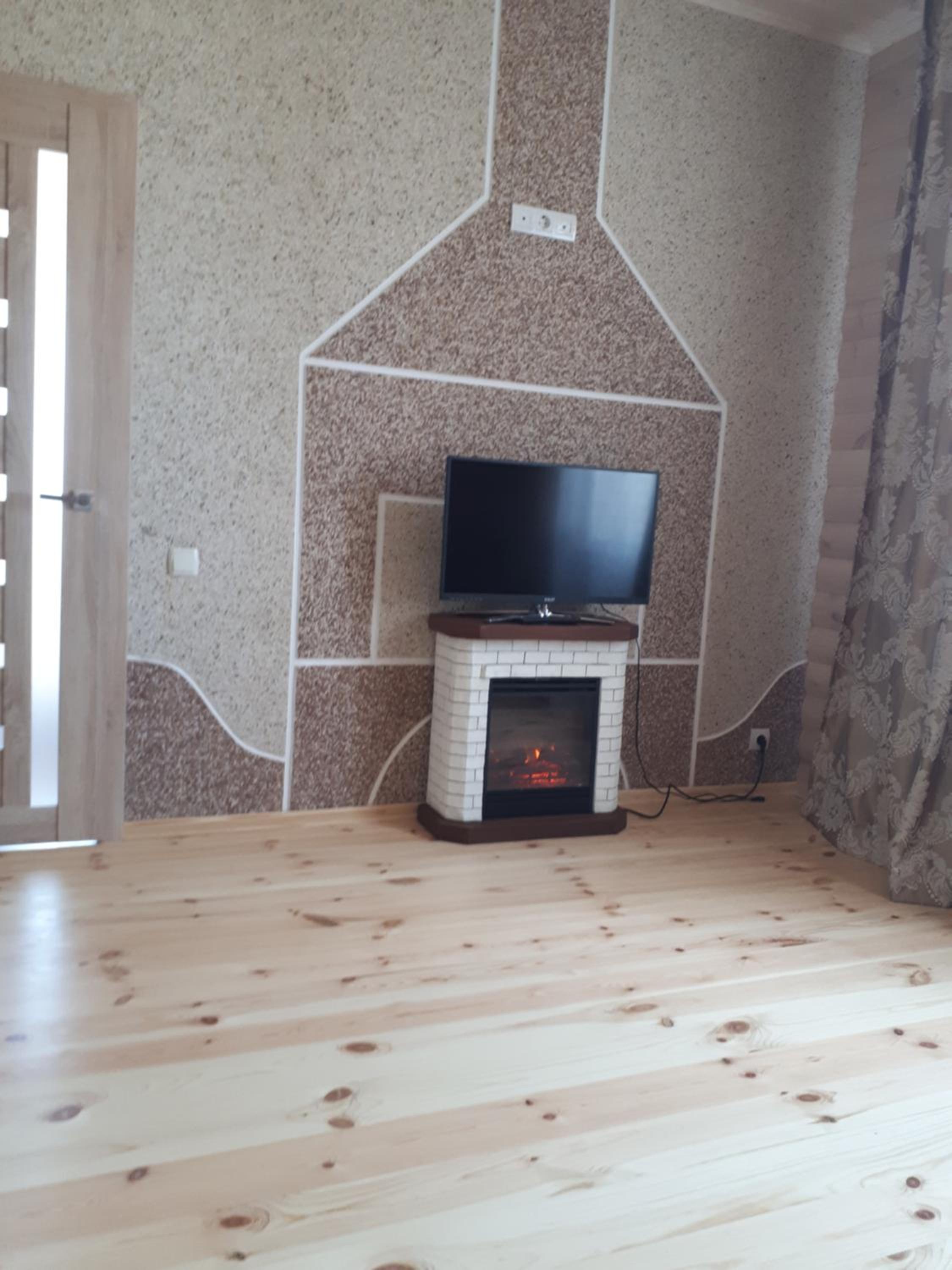 Four-Bedroom House photo 1