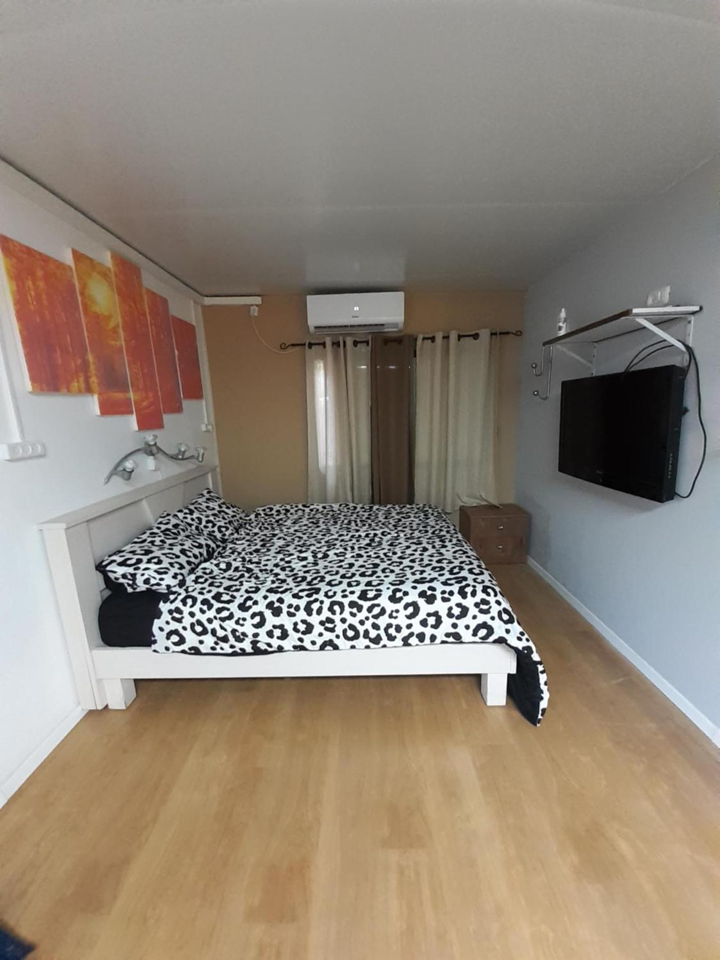 Family Studio - Photo 4