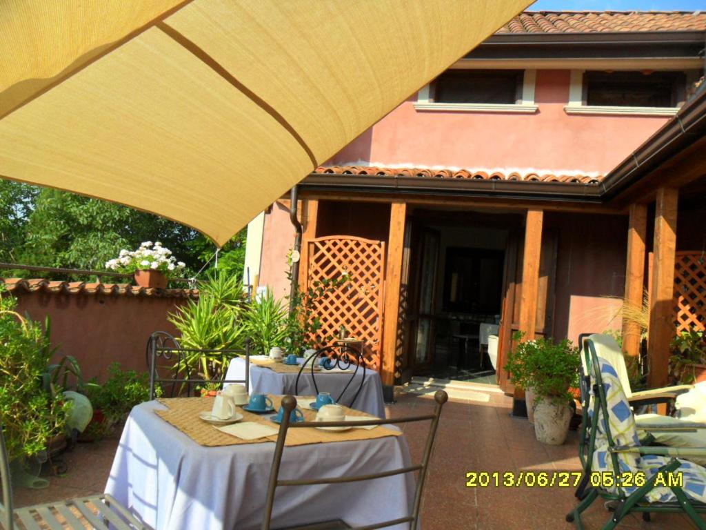 Triple Room with Terrace photo 3