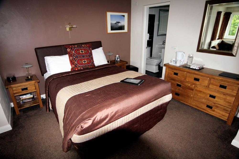 Large Double Room photo 1