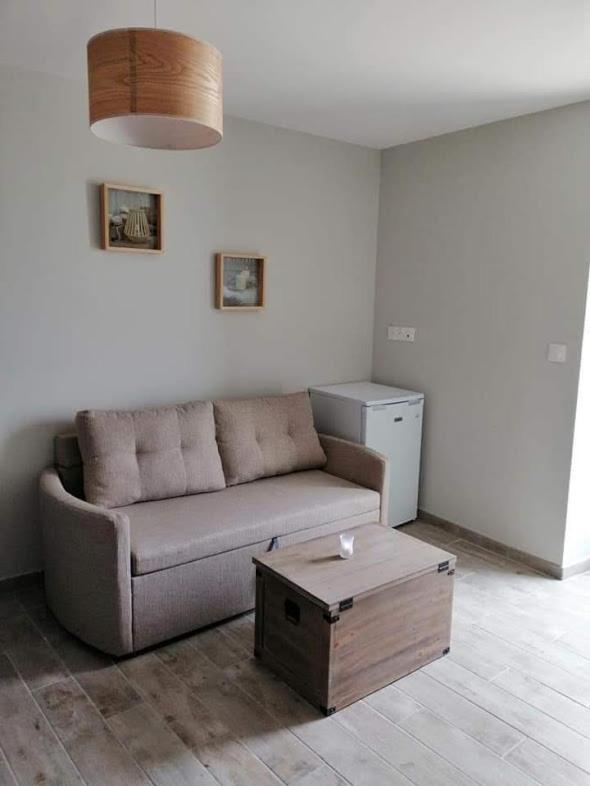 Double Room with Extra Bed - Photo 9