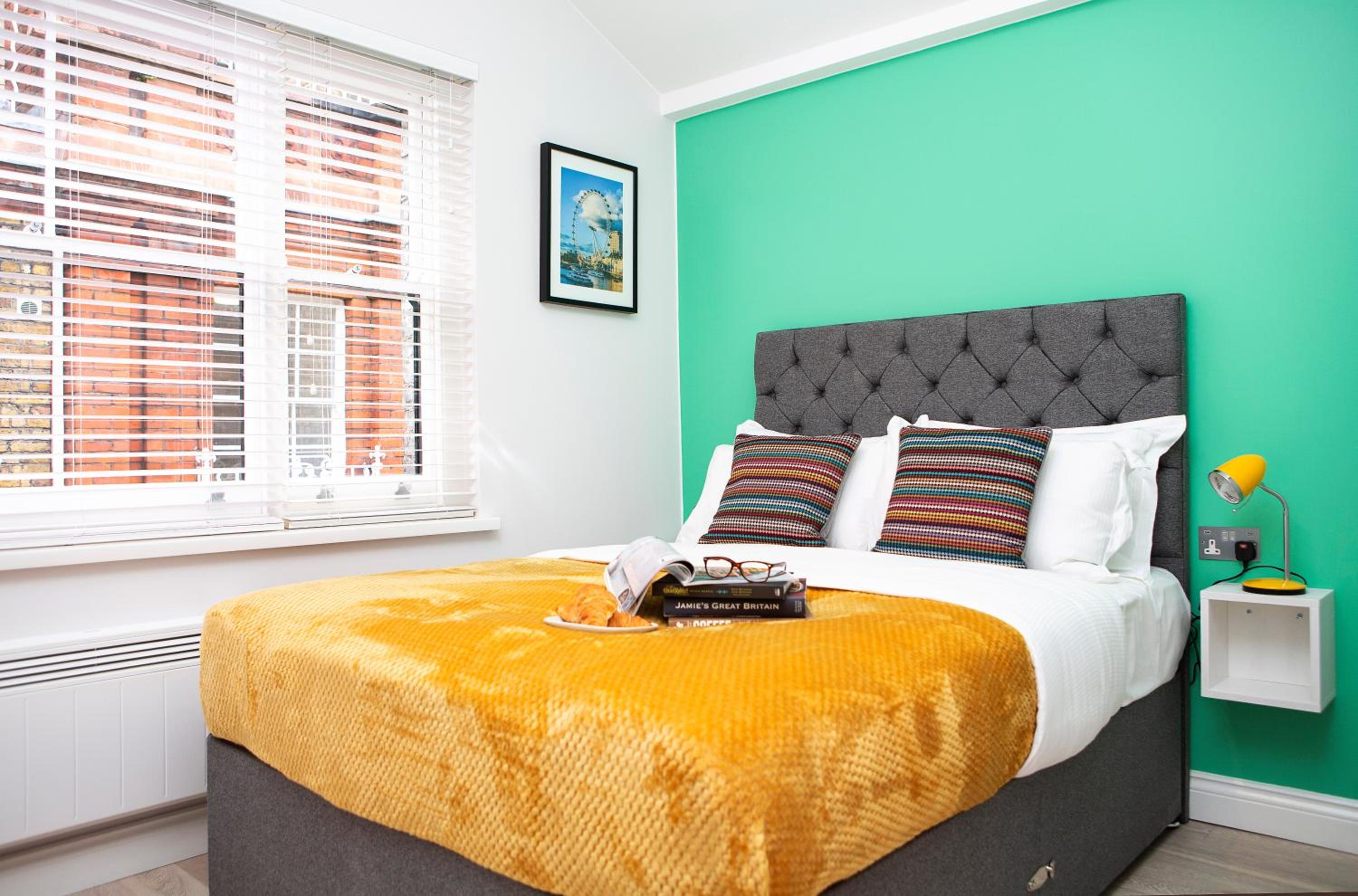Studio Apartment (Third Floor) photo 1