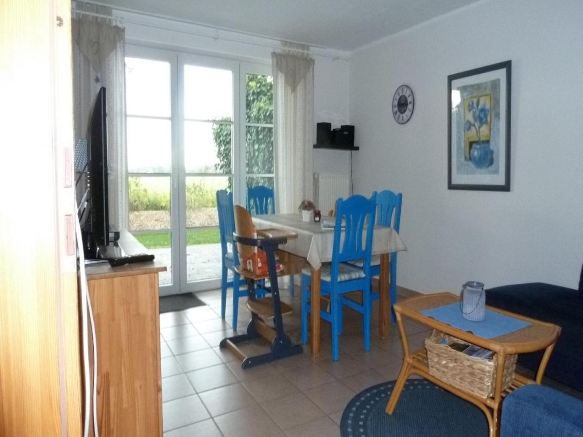 Apartment with Terrace photo 2