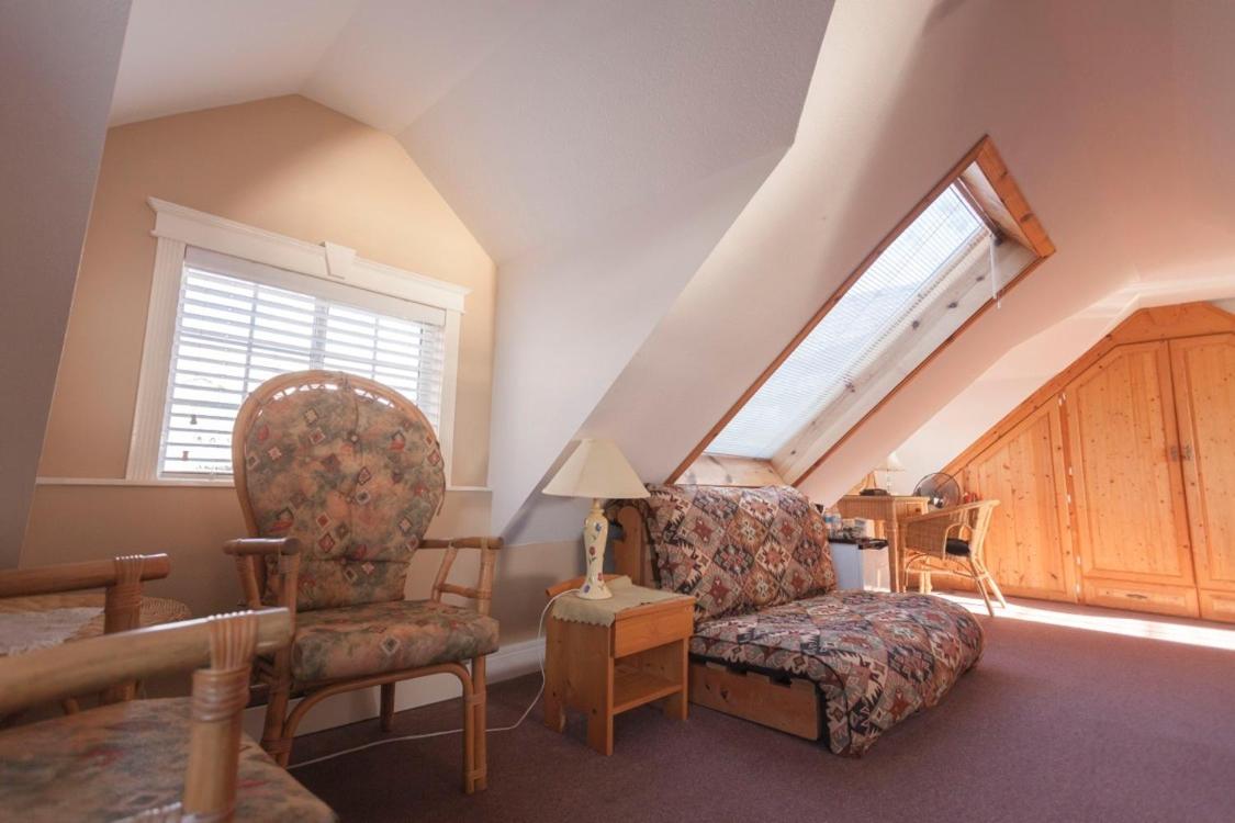 Deluxe Room with Ocean View