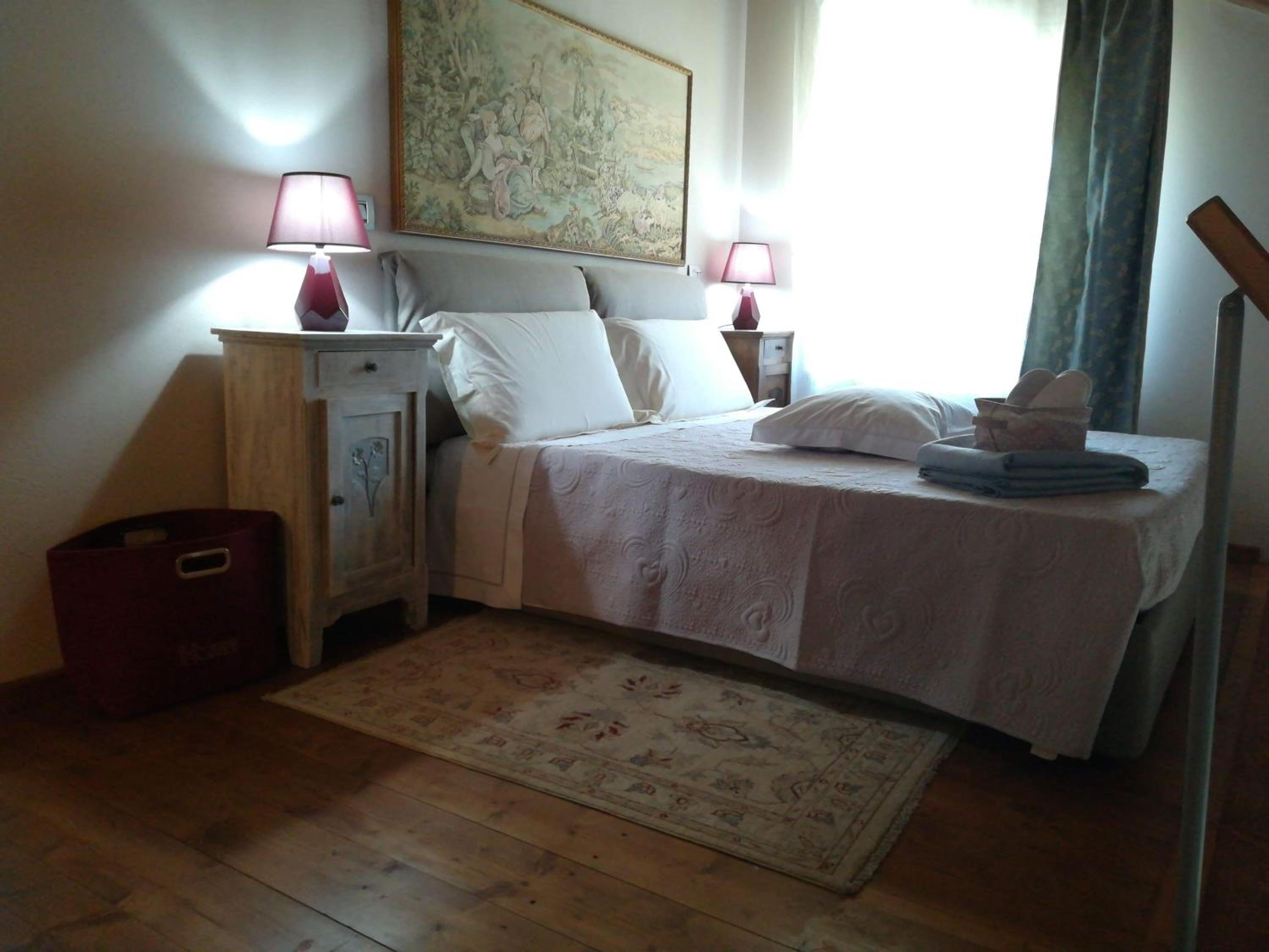 Superior Family Room photo 3
