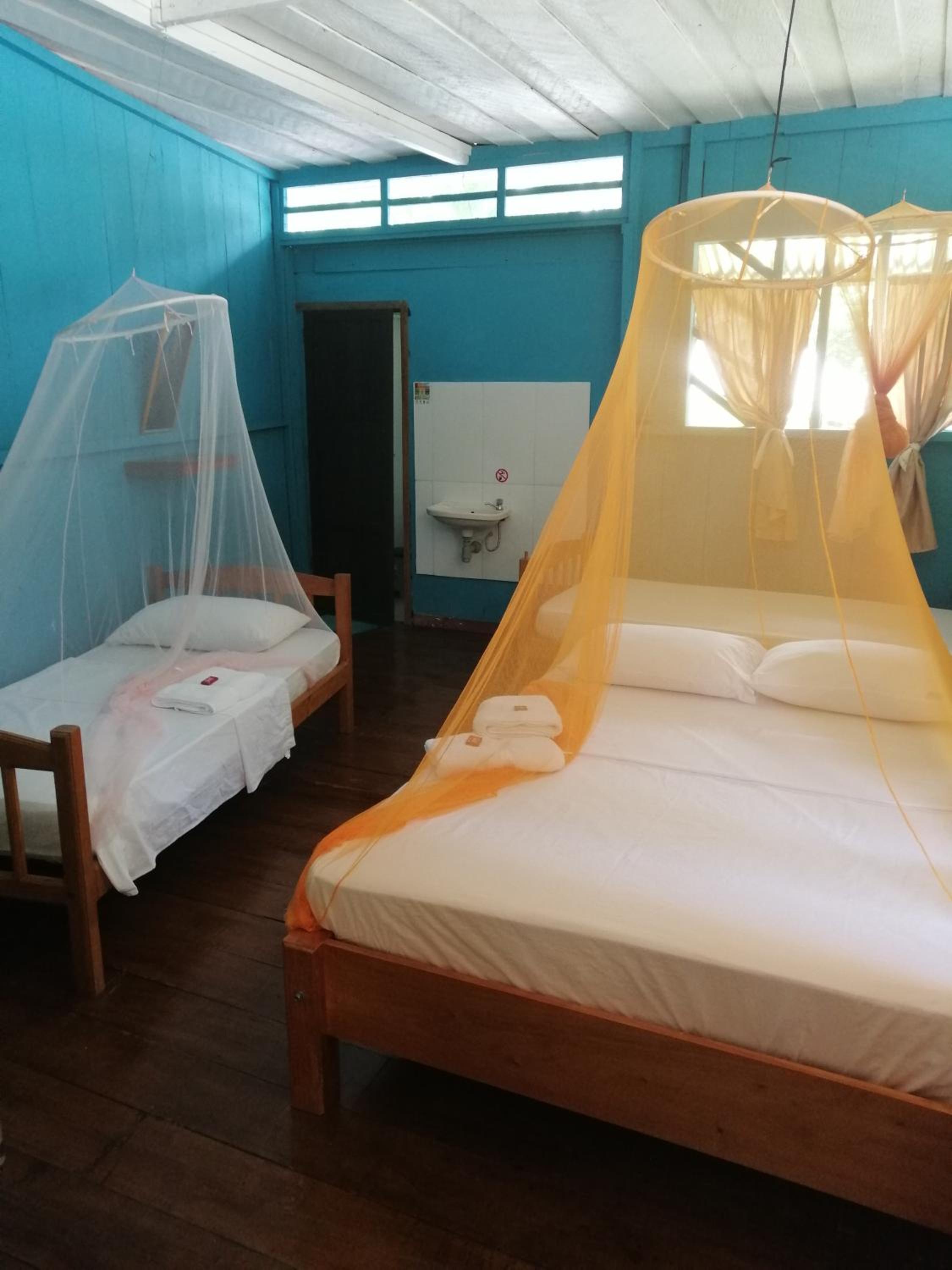 Triple Room with Private Bathroom photo 2