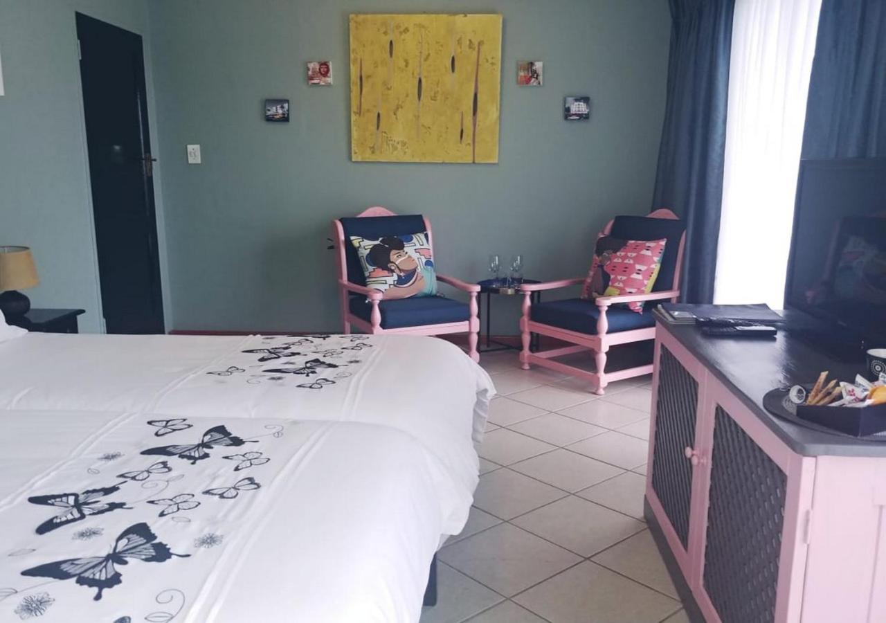 Frangipani Suite photo 1