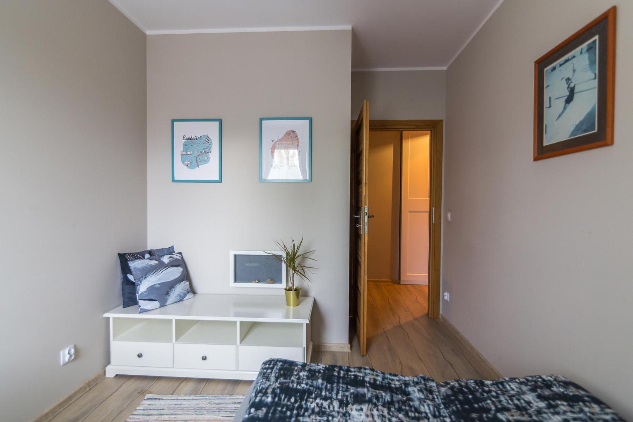 Two-Bedroom Apartment - Photo 3