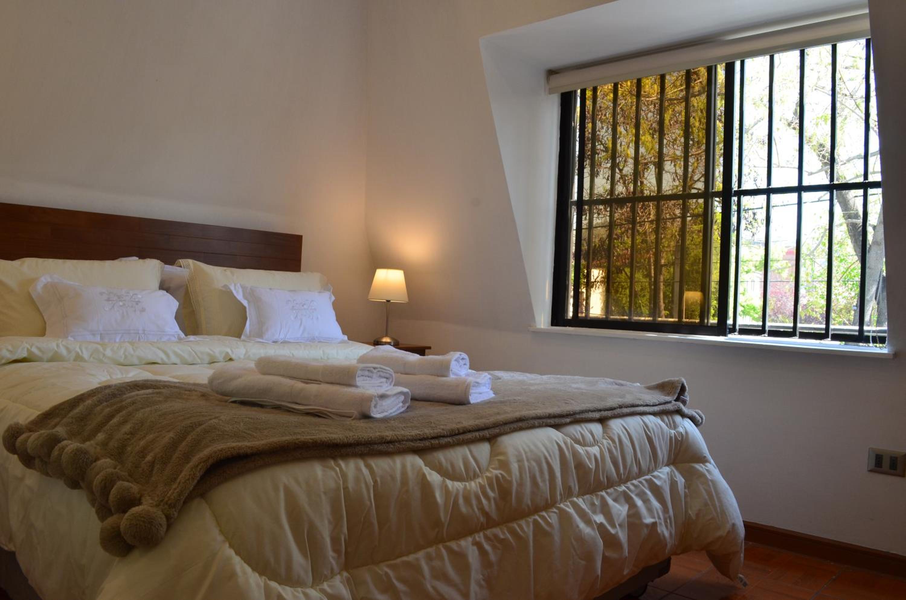Double Room with Private Bathroom photo 2