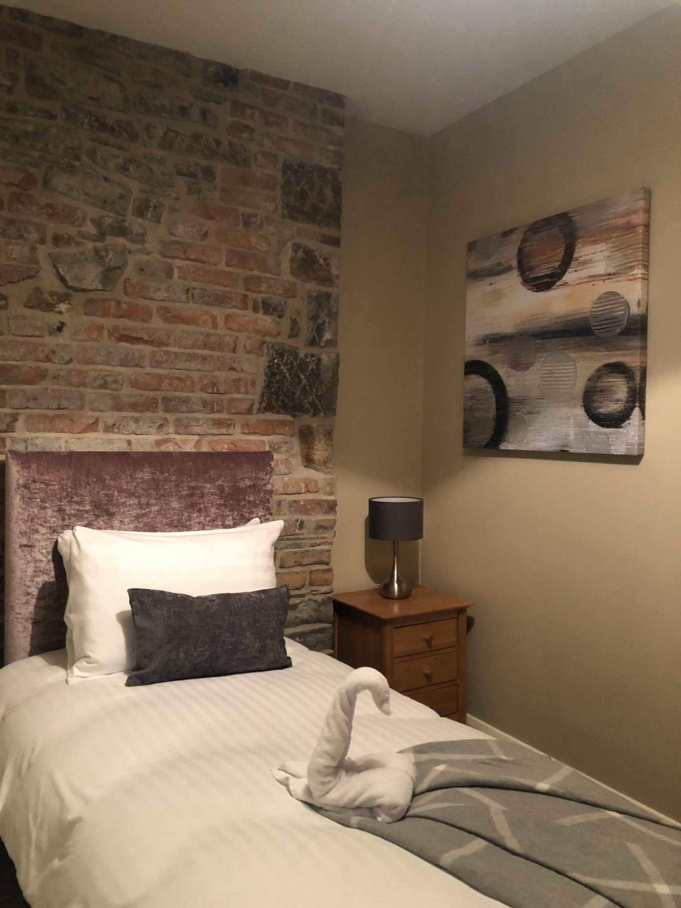 Deluxe Single Room