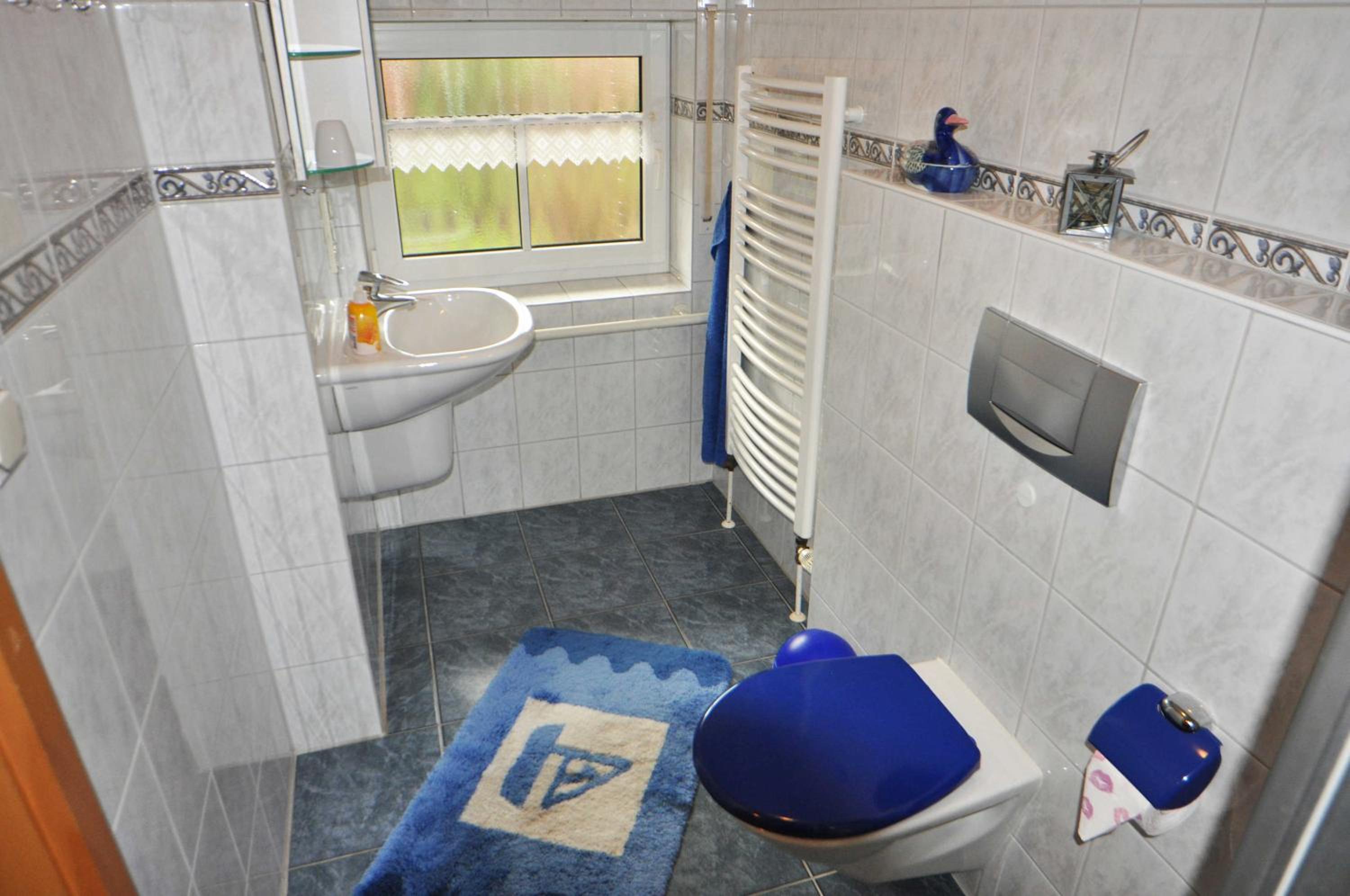 One-Bedroom Apartment with Terrace photo 2