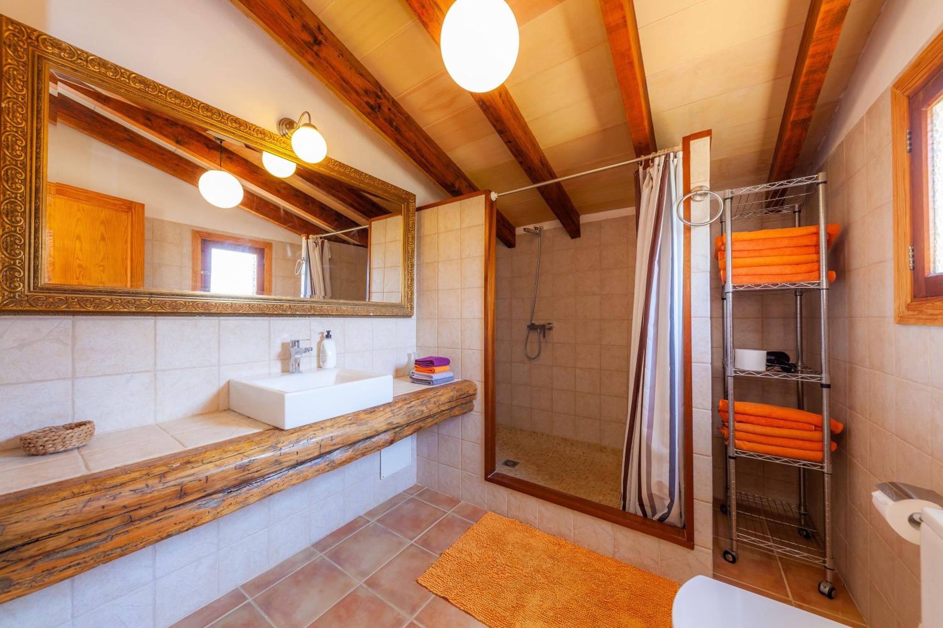 Villa photo 3