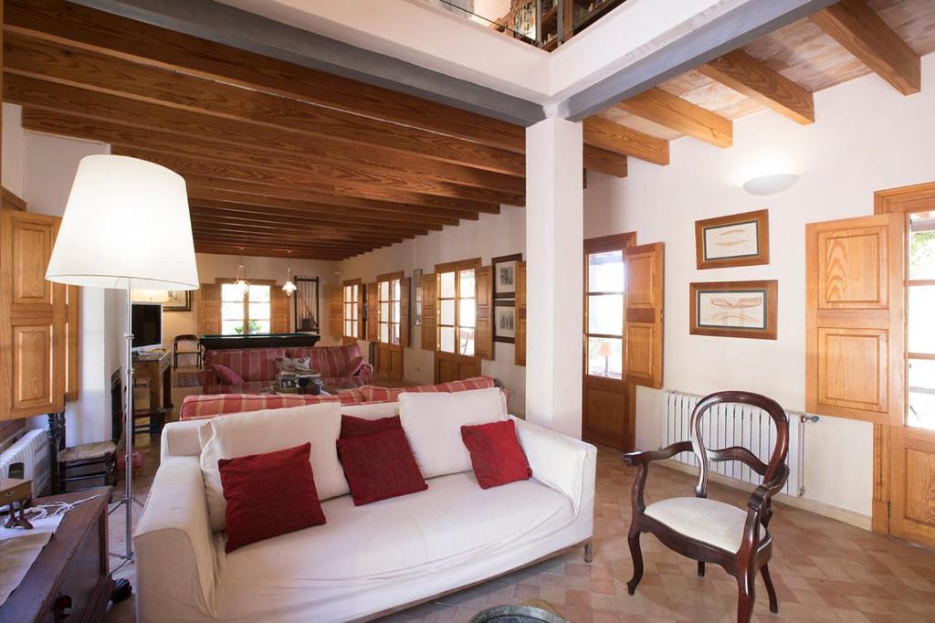 Villa con Vista al Jardín