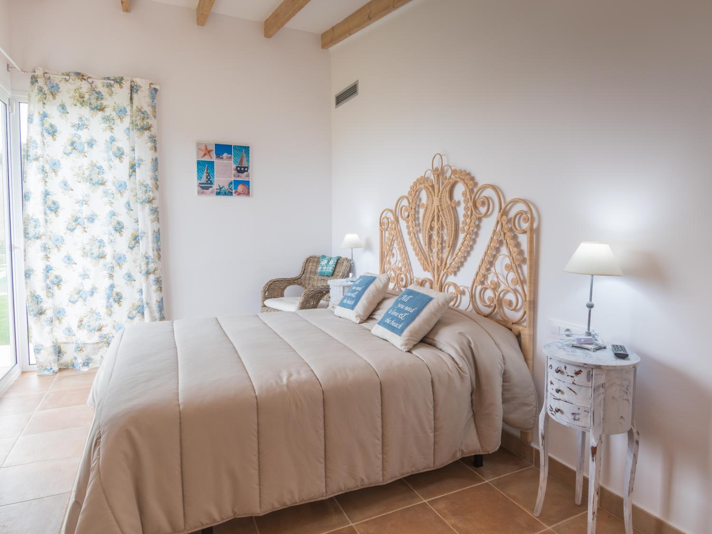 Villa with Sea View - Photo 27