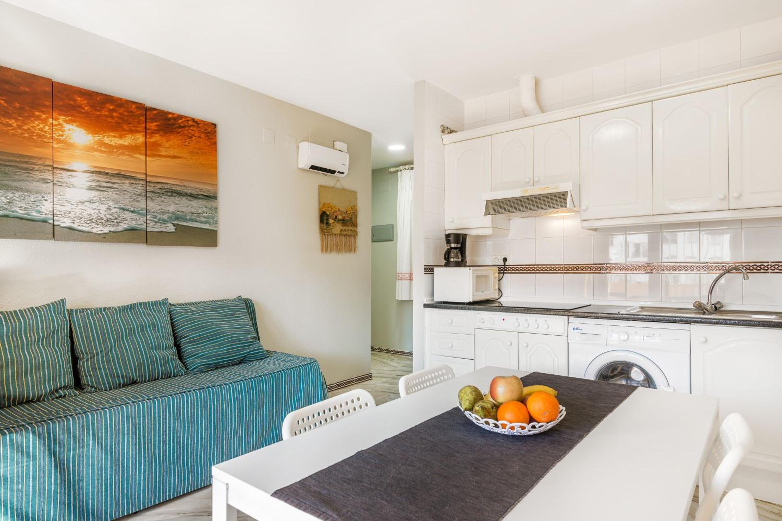 Superior One-Bedroom Apartment with Balcony - Photo 18