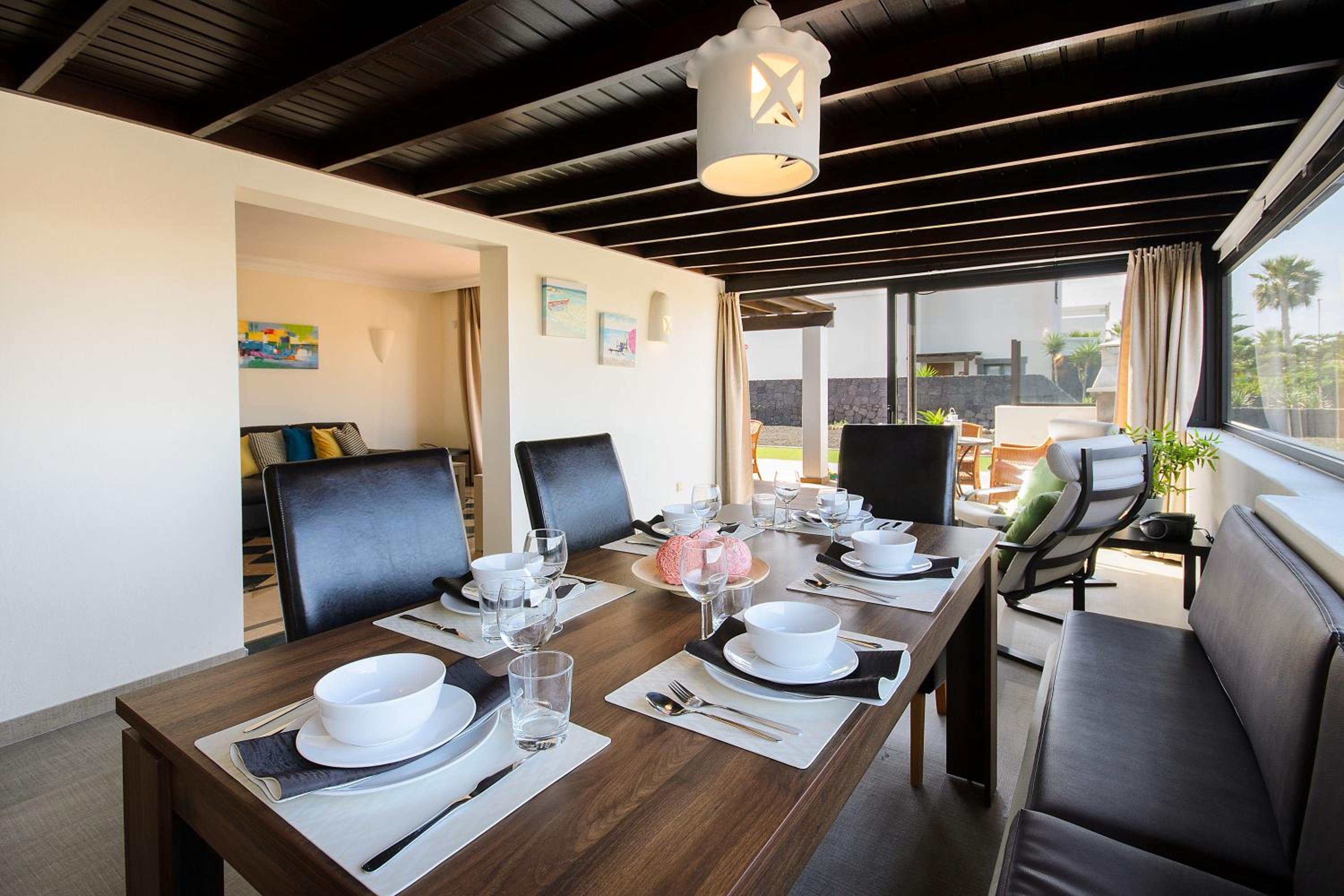 Villa with Sea View - Photo 6