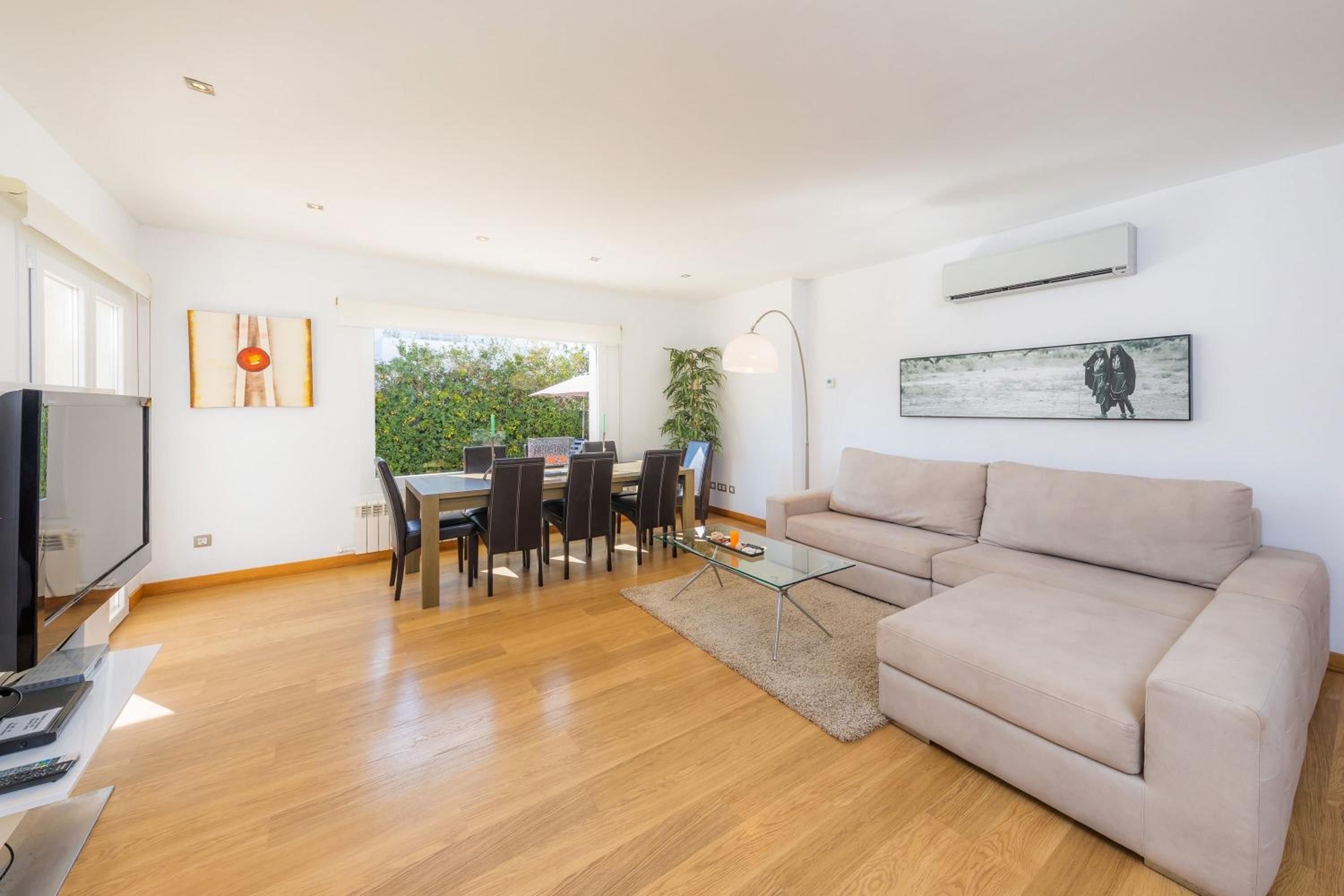 Three-Bedroom House thumbnail 6